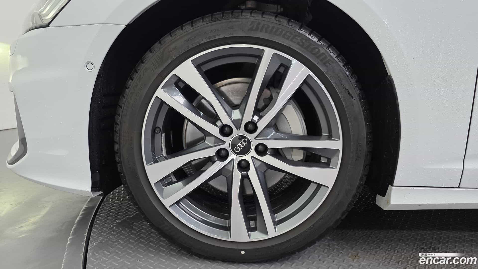 A6 Audi 2023.10-OUTER-005