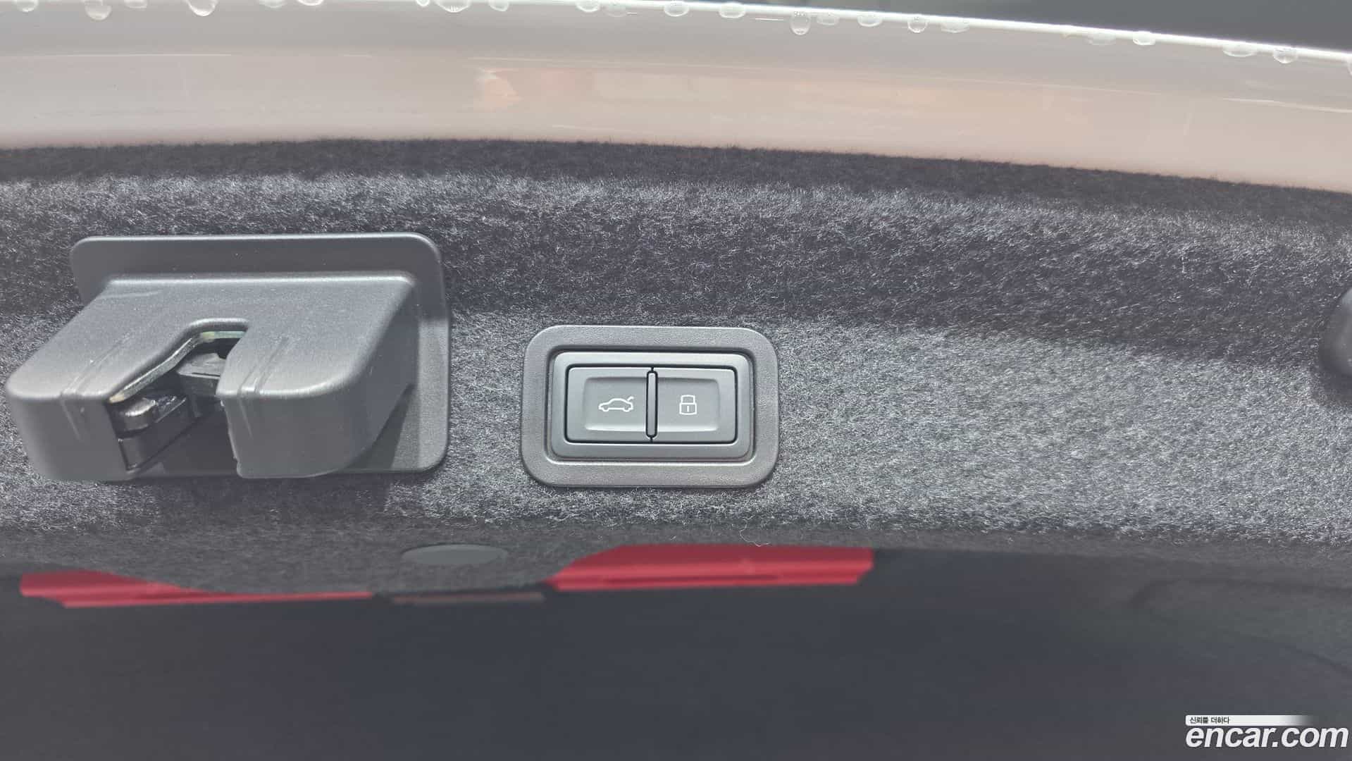 A6 Audi 2023.10-OPTION-046