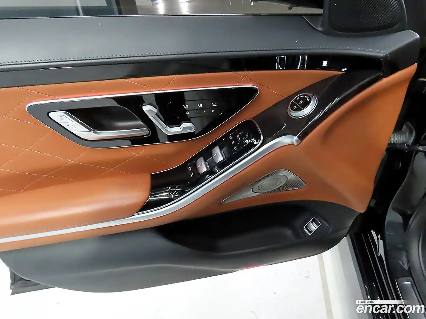 S-Class Mercedes-Benz 2021.9-OPTION-017