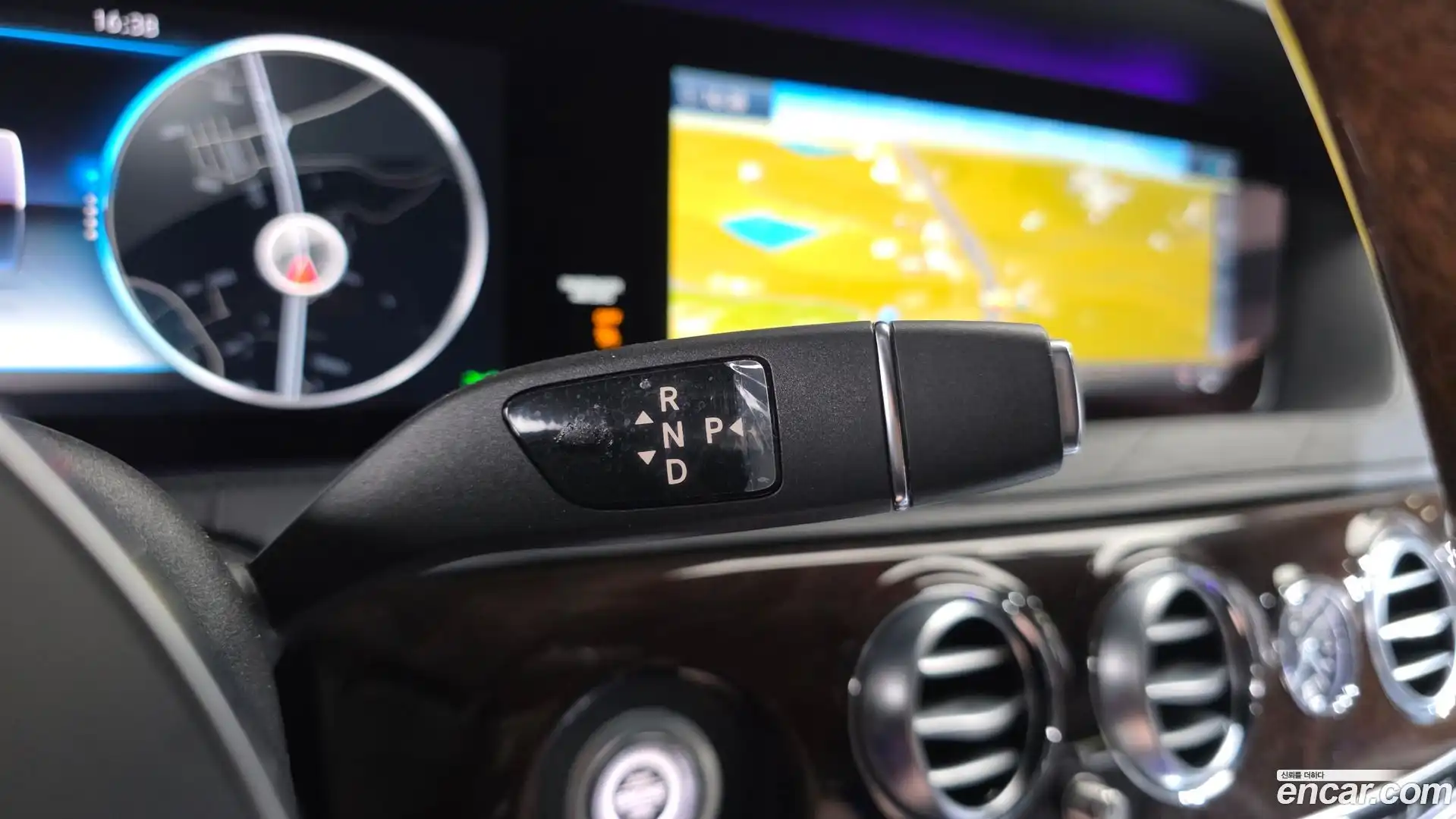 S-Class Mercedes-Benz 2020.11-INNER-009