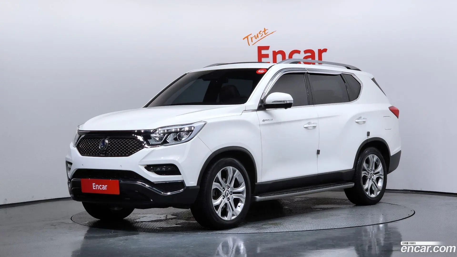 Main__Slider__Photo:Rexton KG Mobility 2019.3-0