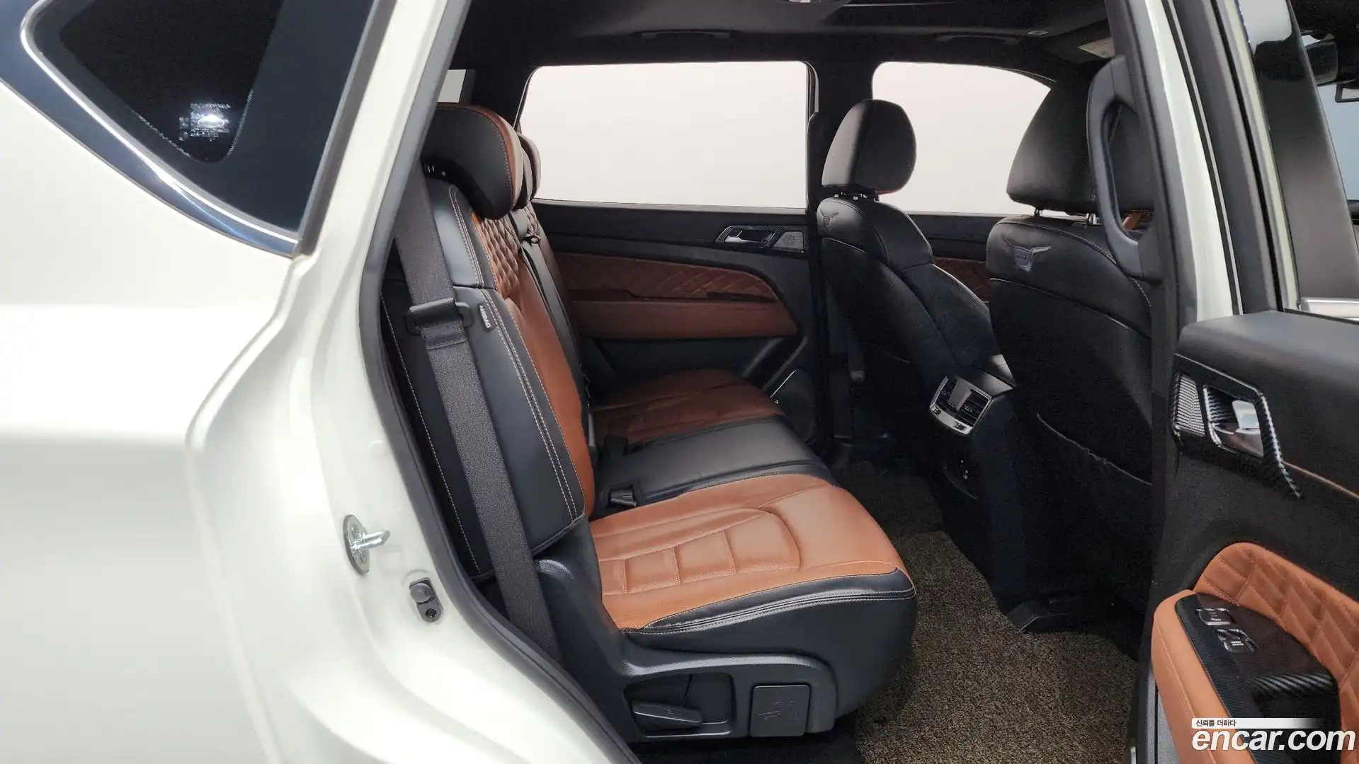 Rexton KG Mobility 2019.3-OPTION-015