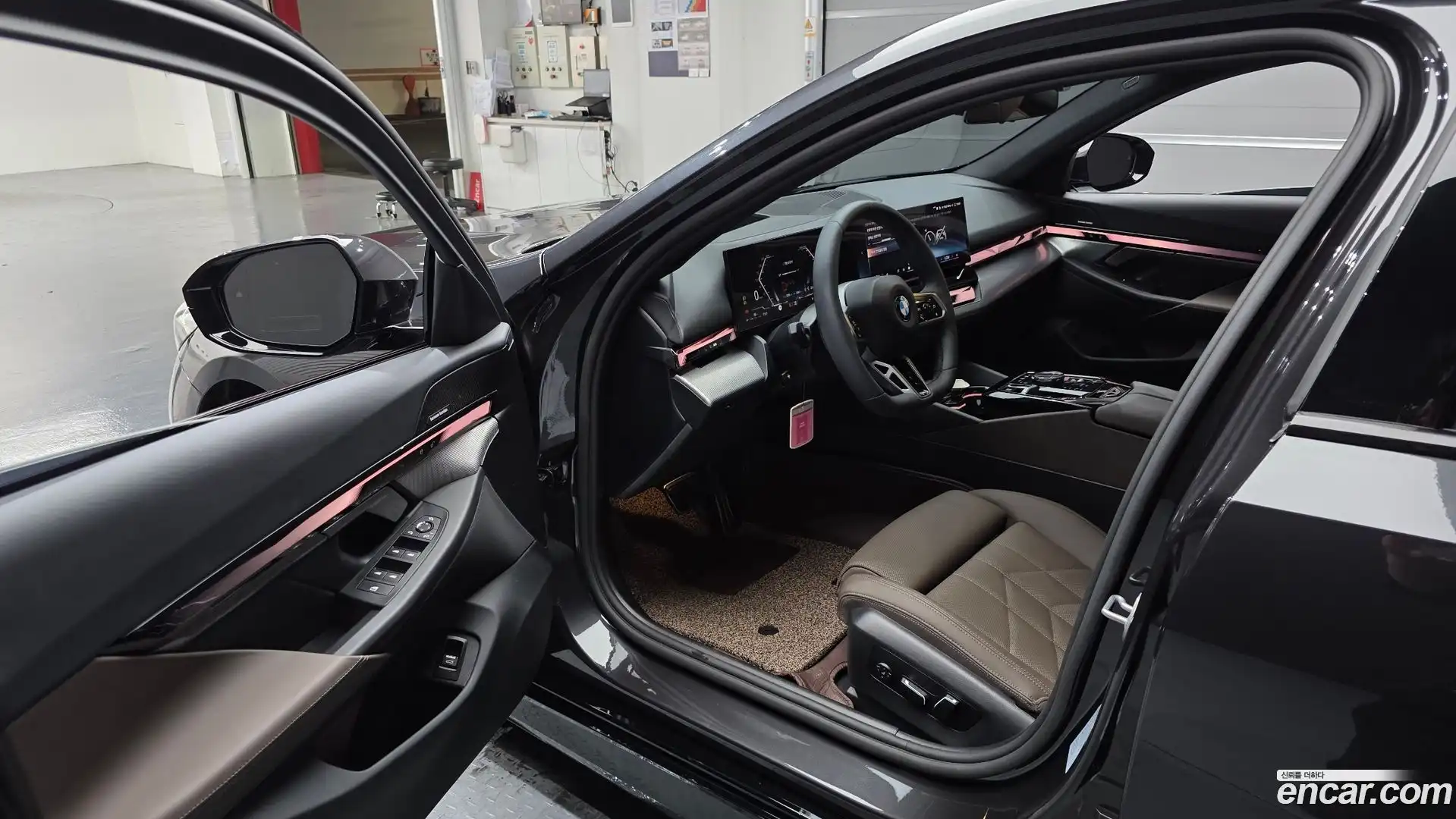 5-Series BMW 2025.2-INNER-010