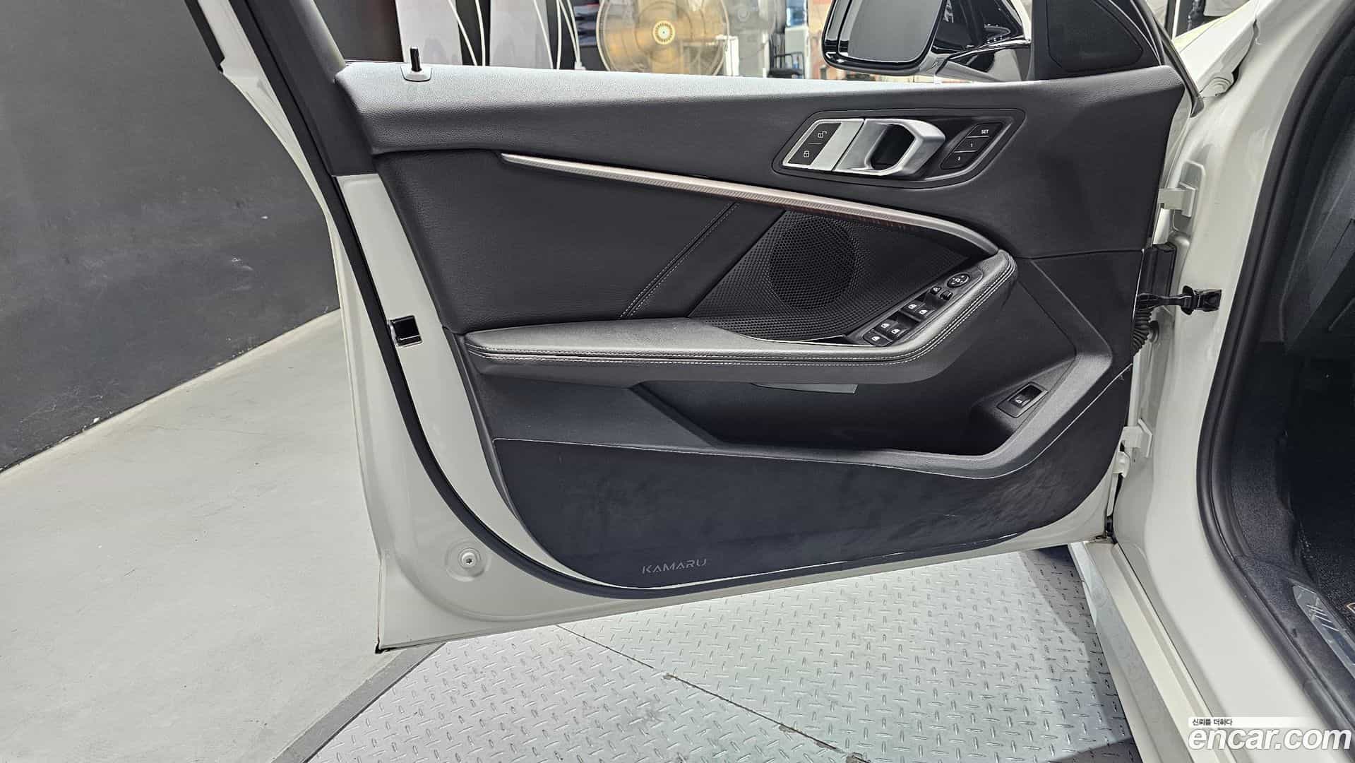 1-Series BMW 2021.9-INNER-034