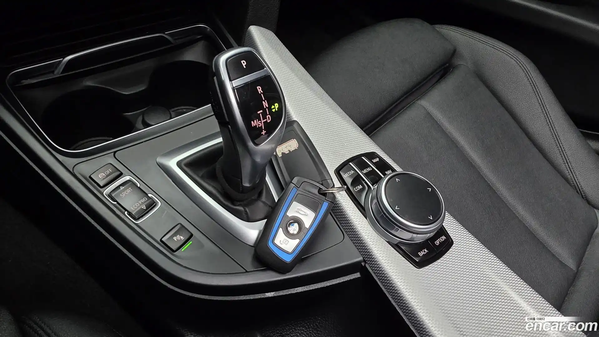 3-Series BMW 2017.7-INNER-009