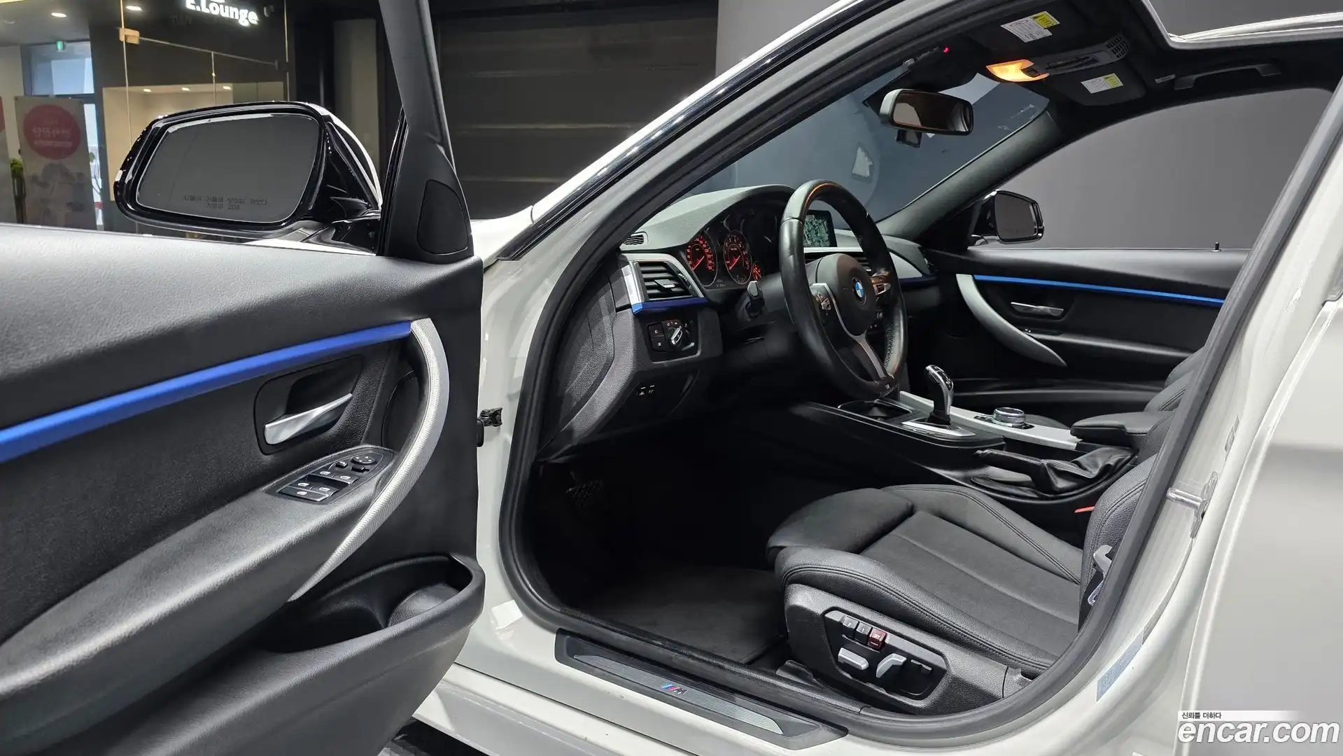 3-Series BMW 2017.7-INNER-010