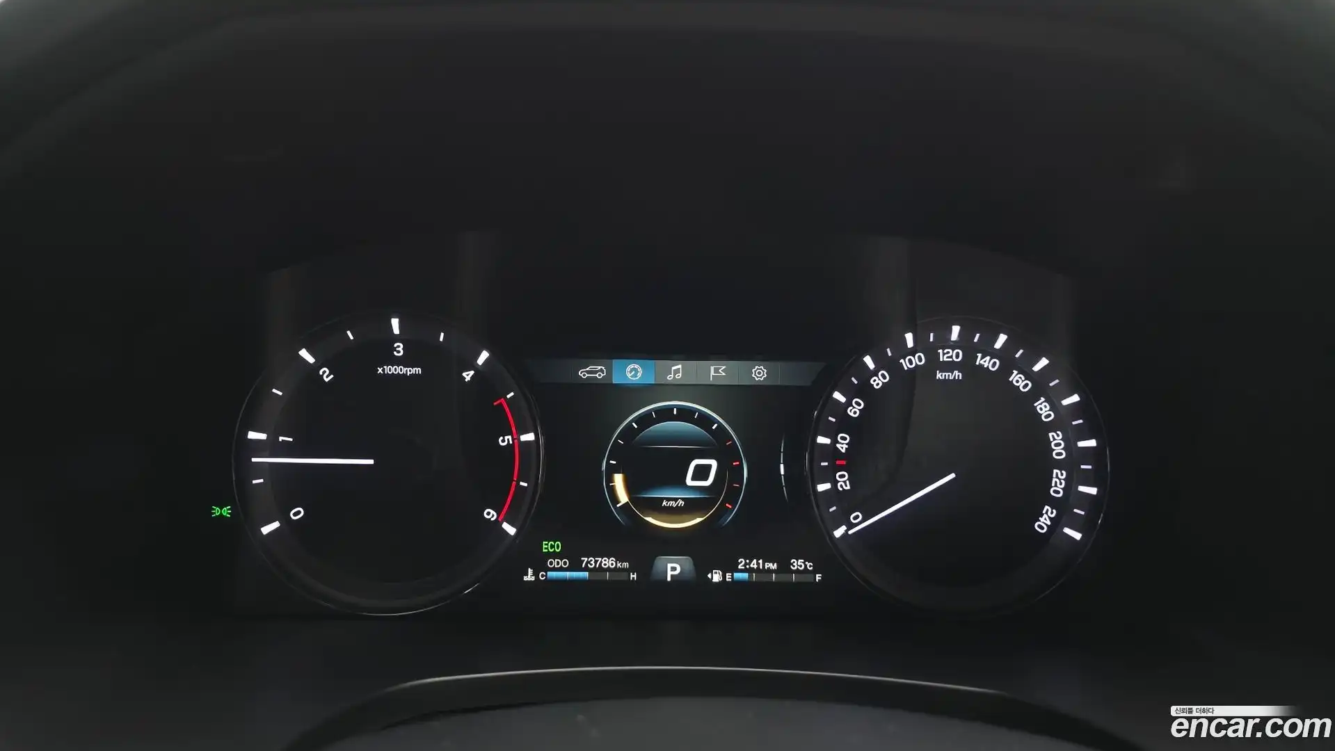 Rexton KG Mobility 2019.2-INNER-008