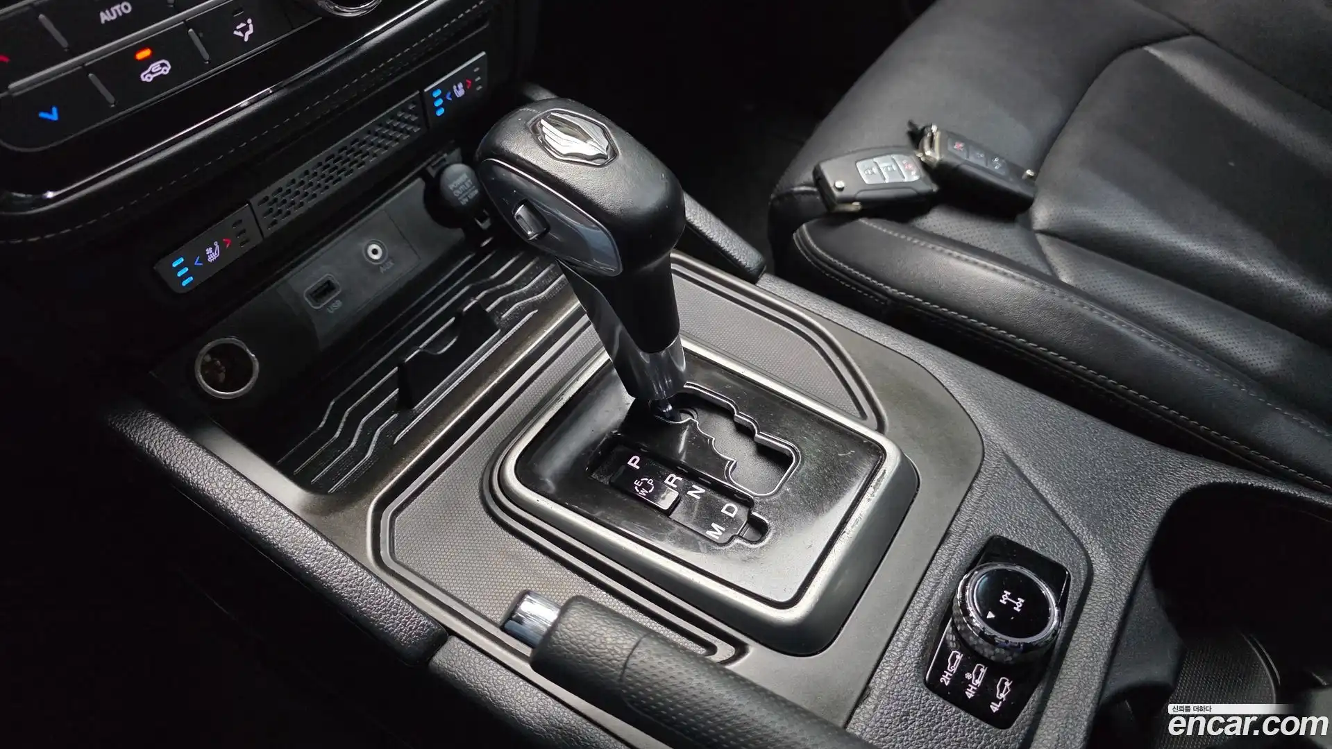 Rexton KG Mobility 2019.2-INNER-009