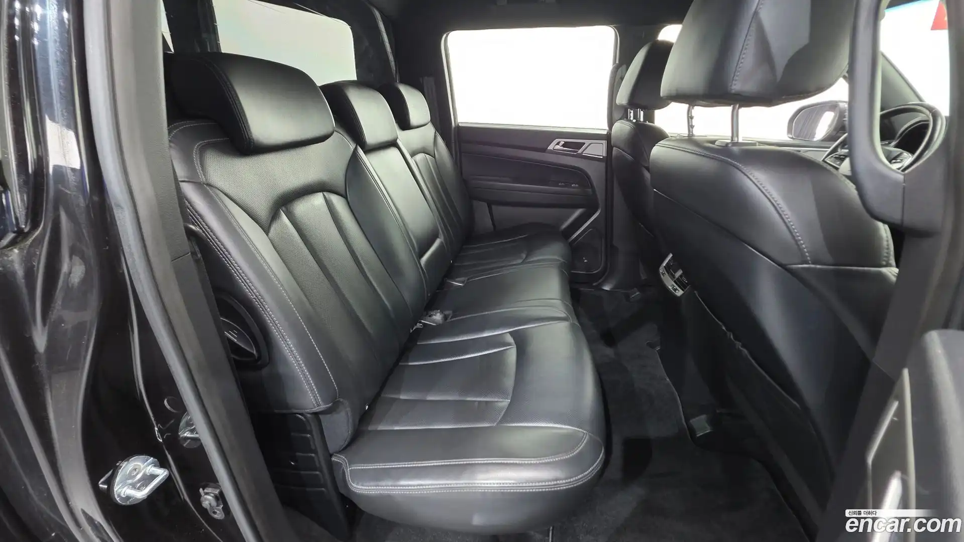 Rexton KG Mobility 2019.2-OPTION-042