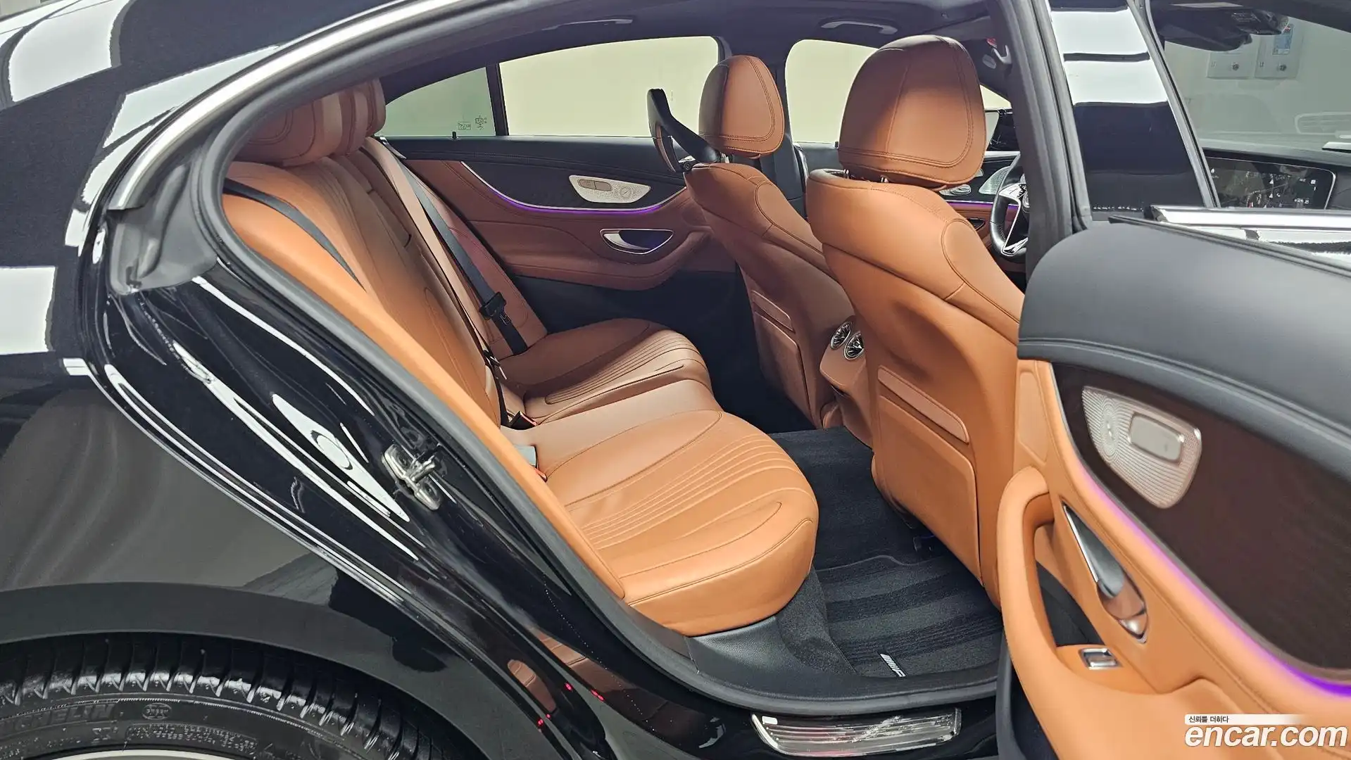 CLS-Class Mercedes-Benz 2022.6-OPTION-015