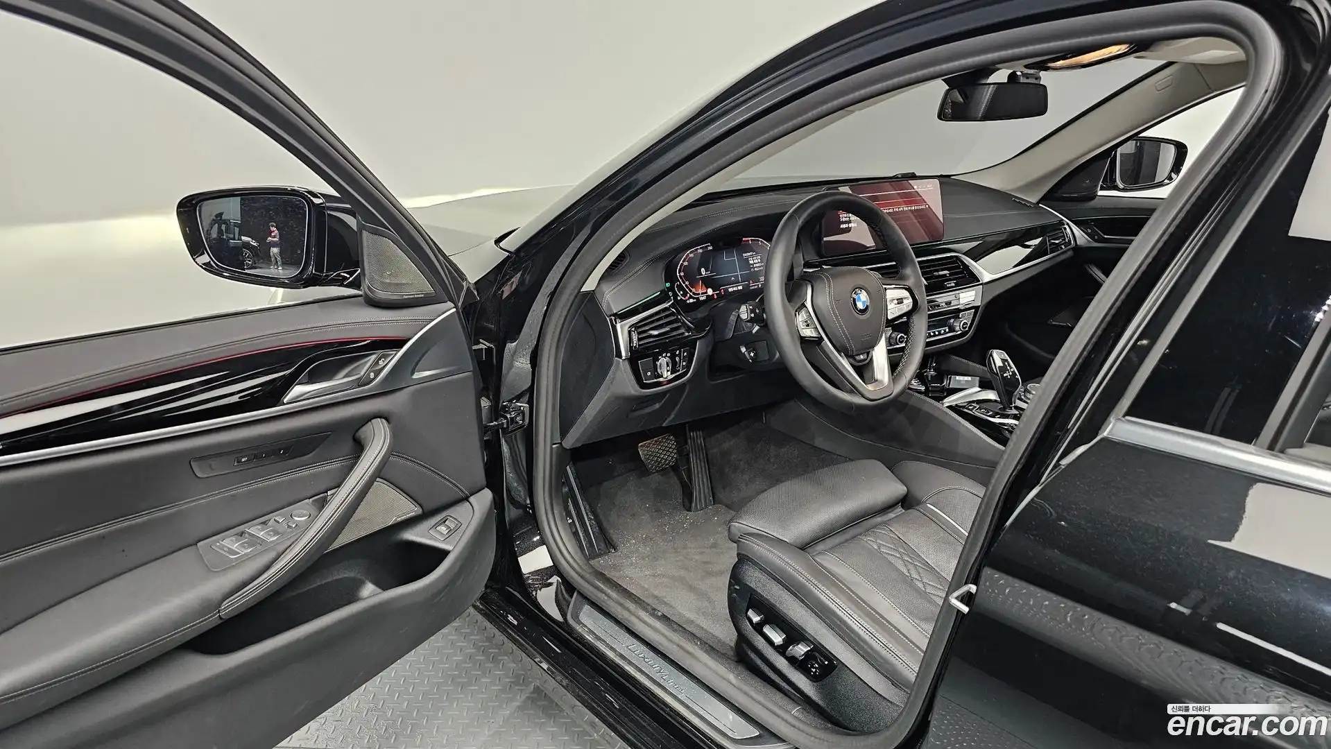 5-Series BMW 2021.0-INNER-010