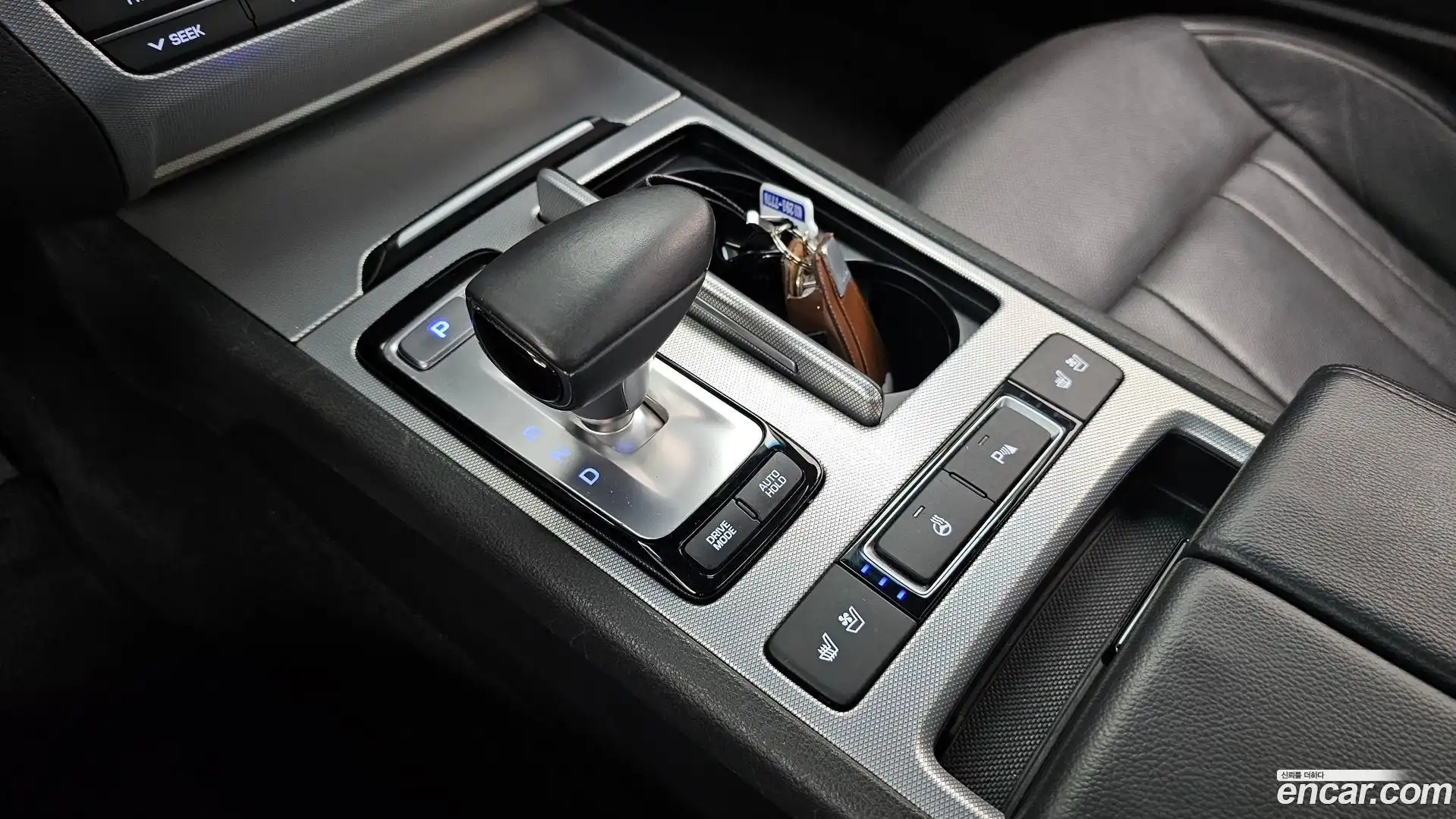 G80 Genesis 2016.10-INNER-009