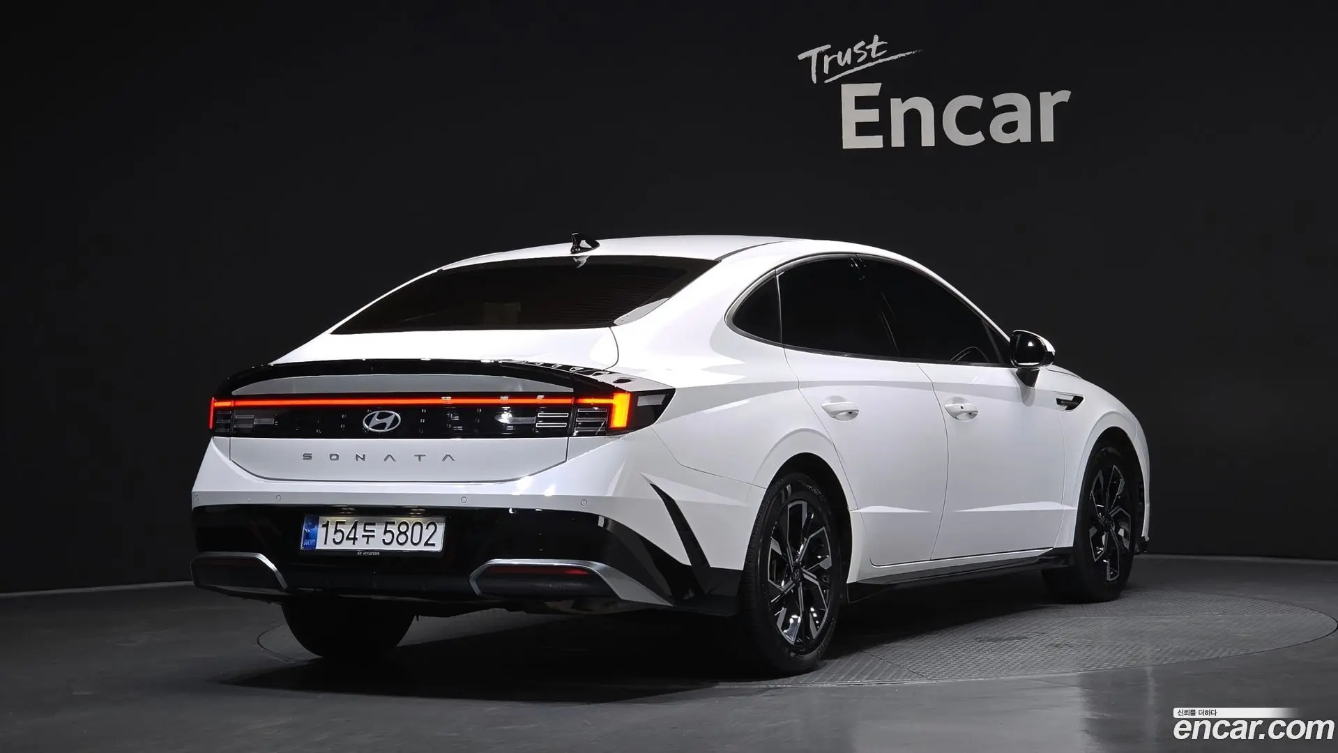 Main__Slider__Photo:Sonata Hyundai 2023.5-1