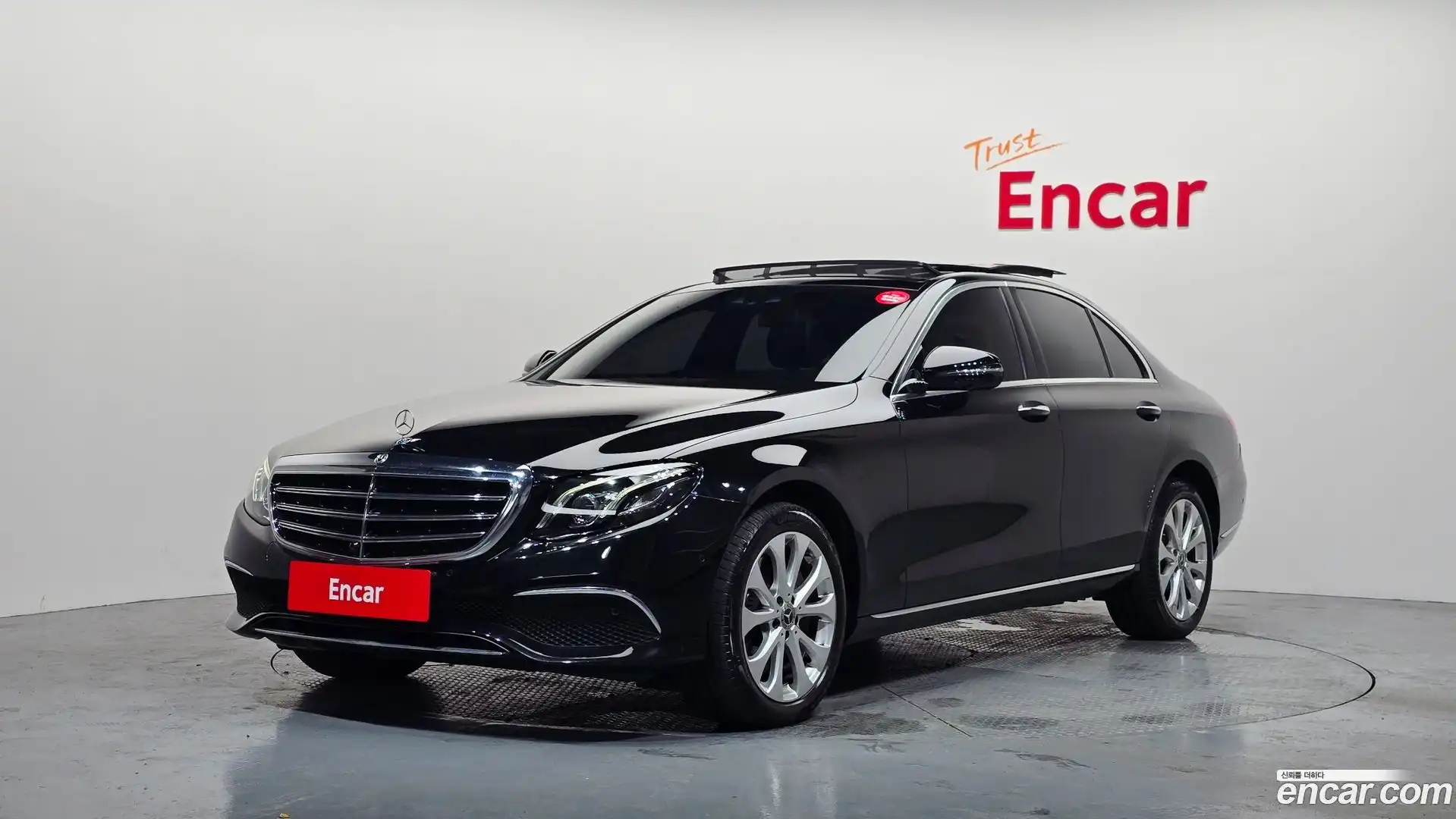 E-Class Mercedes-Benz 2019.7-OUTER-001