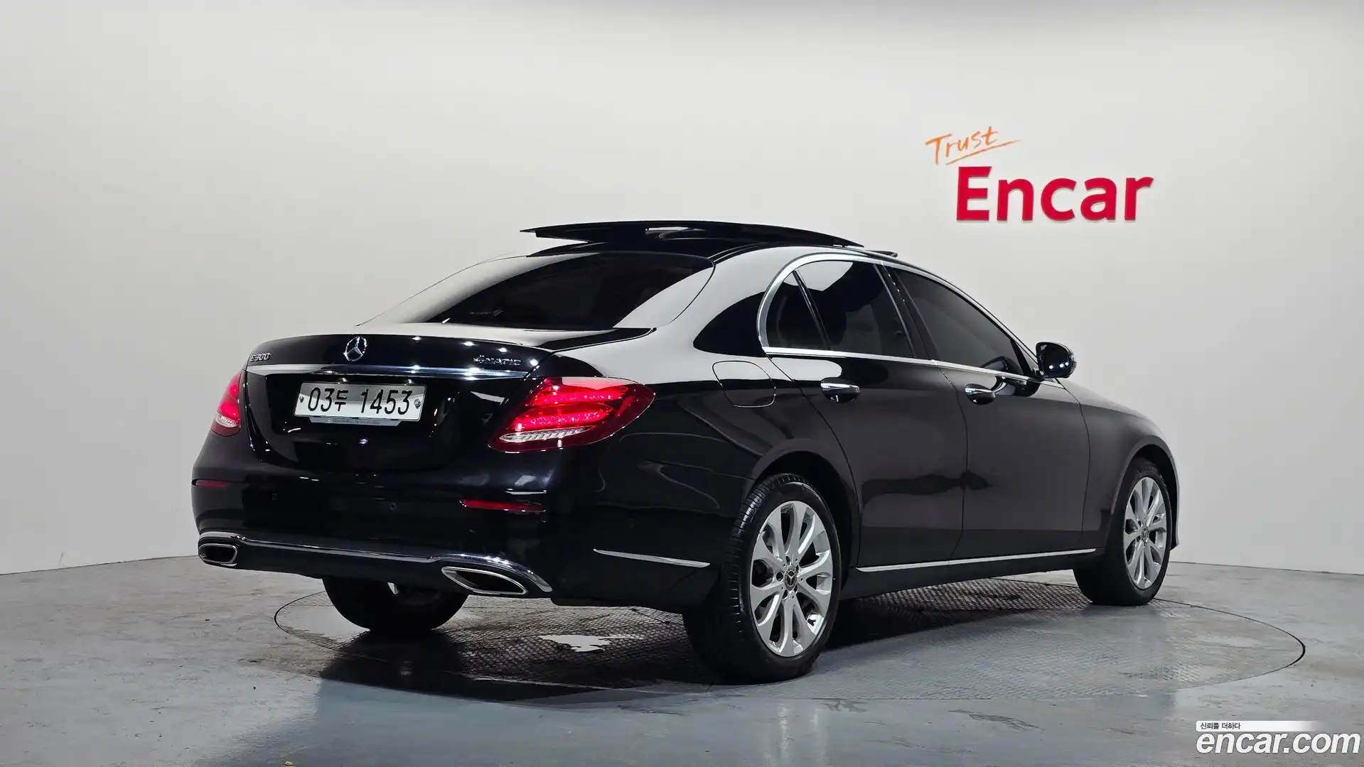 E-Class Mercedes-Benz 2019.7-OUTER-002