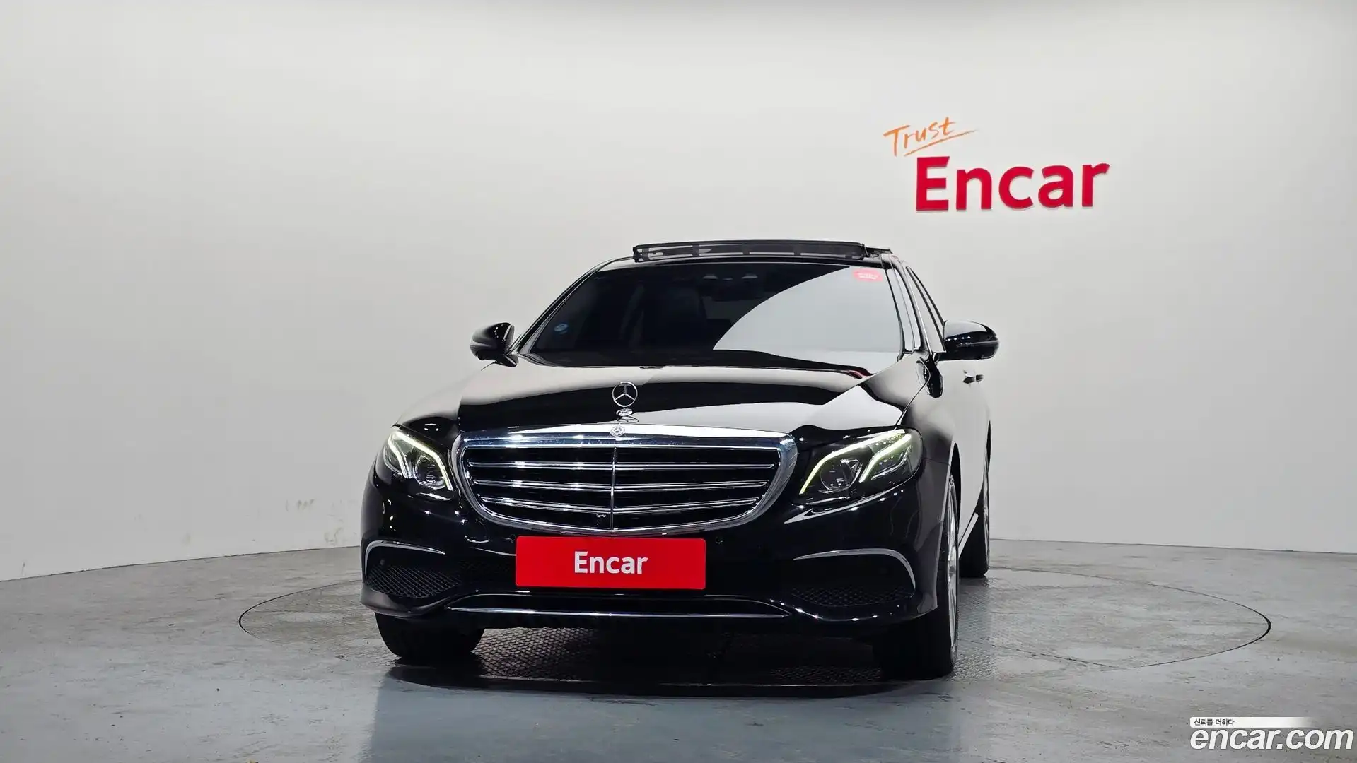 E-Class Mercedes-Benz 2019.7-OUTER-003