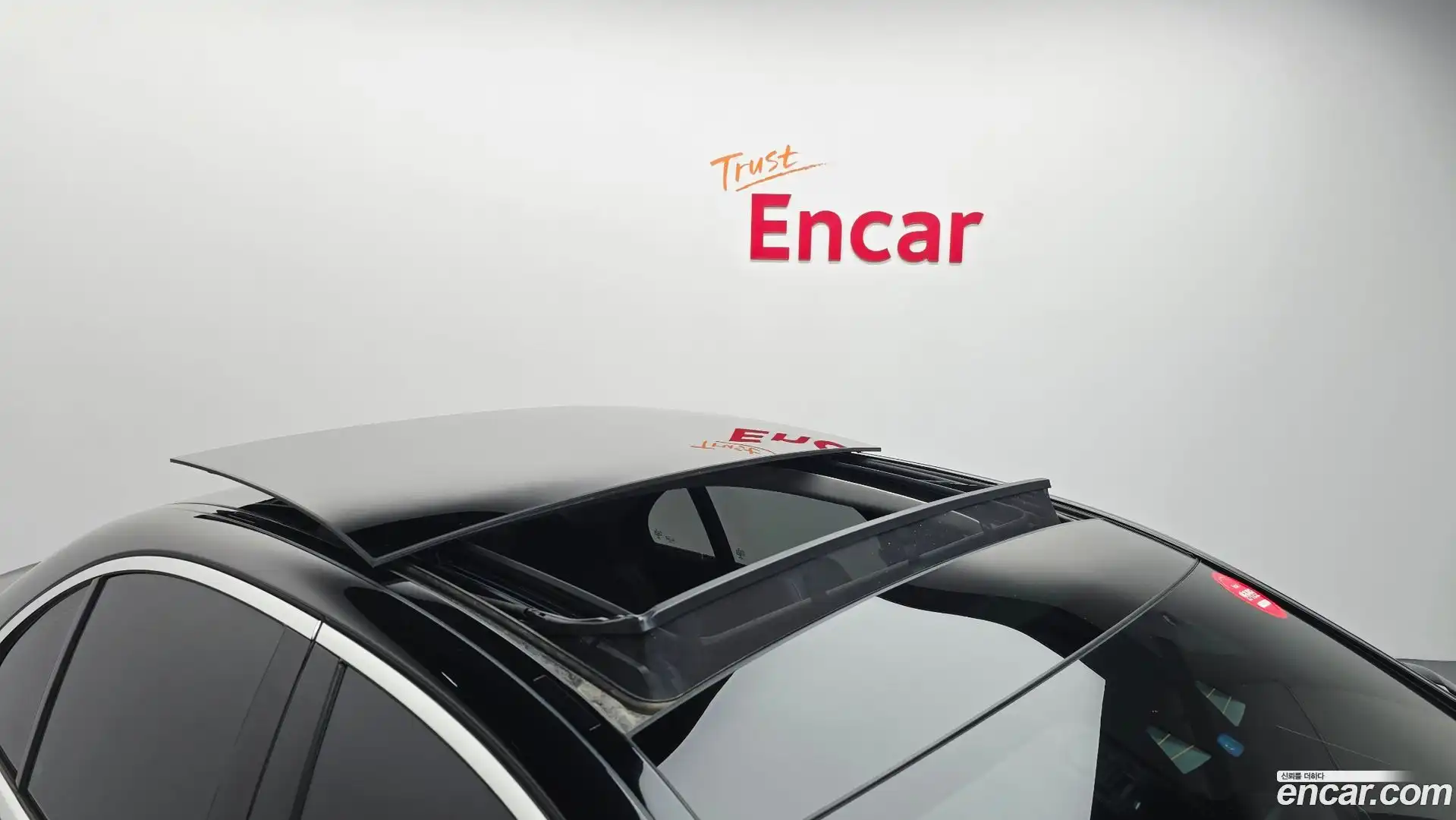 E-Class Mercedes-Benz 2019.7-OPTION-024