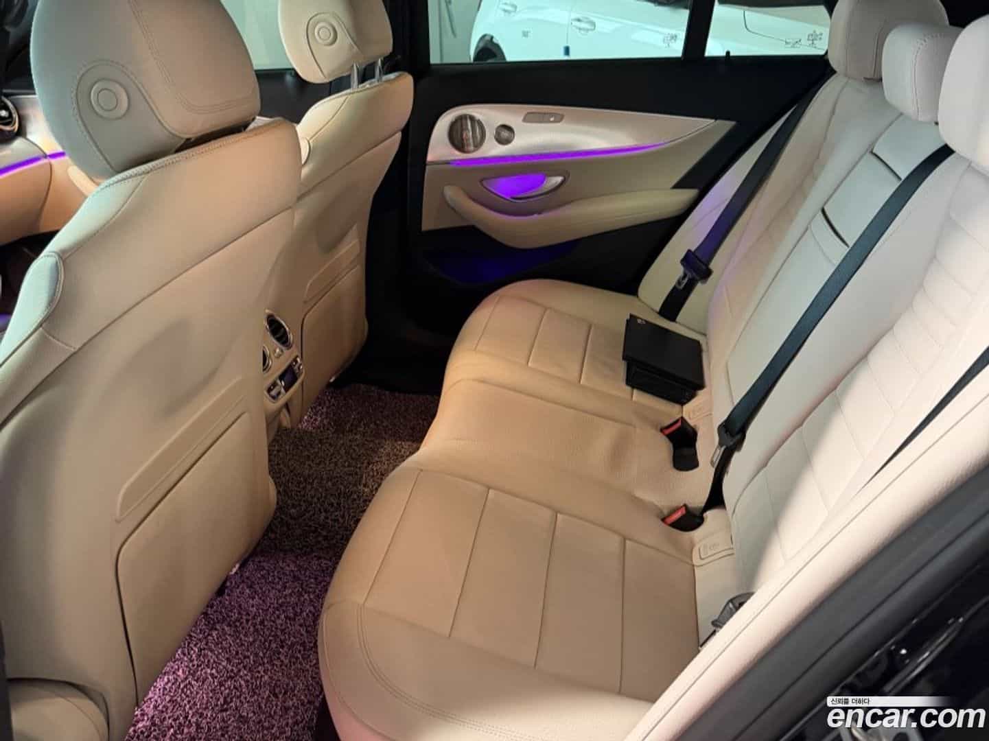 E-Class Mercedes-Benz 2021.7-INNER-008