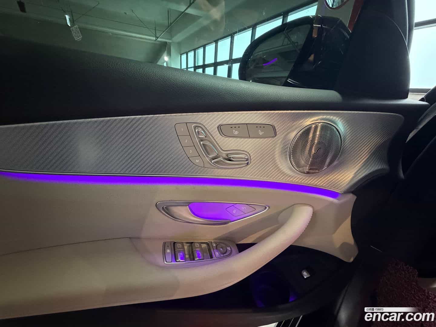 E-Class Mercedes-Benz 2021.7-OPTION-015