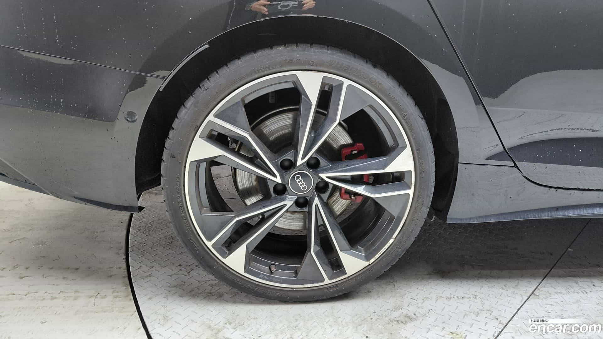 S5 Audi 2021.11-OUTER-005