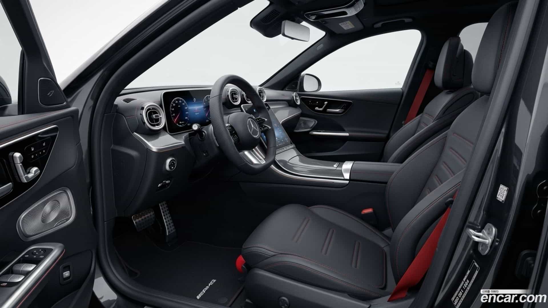 GLC-Class Mercedes-Benz 2025.7-INNER-010