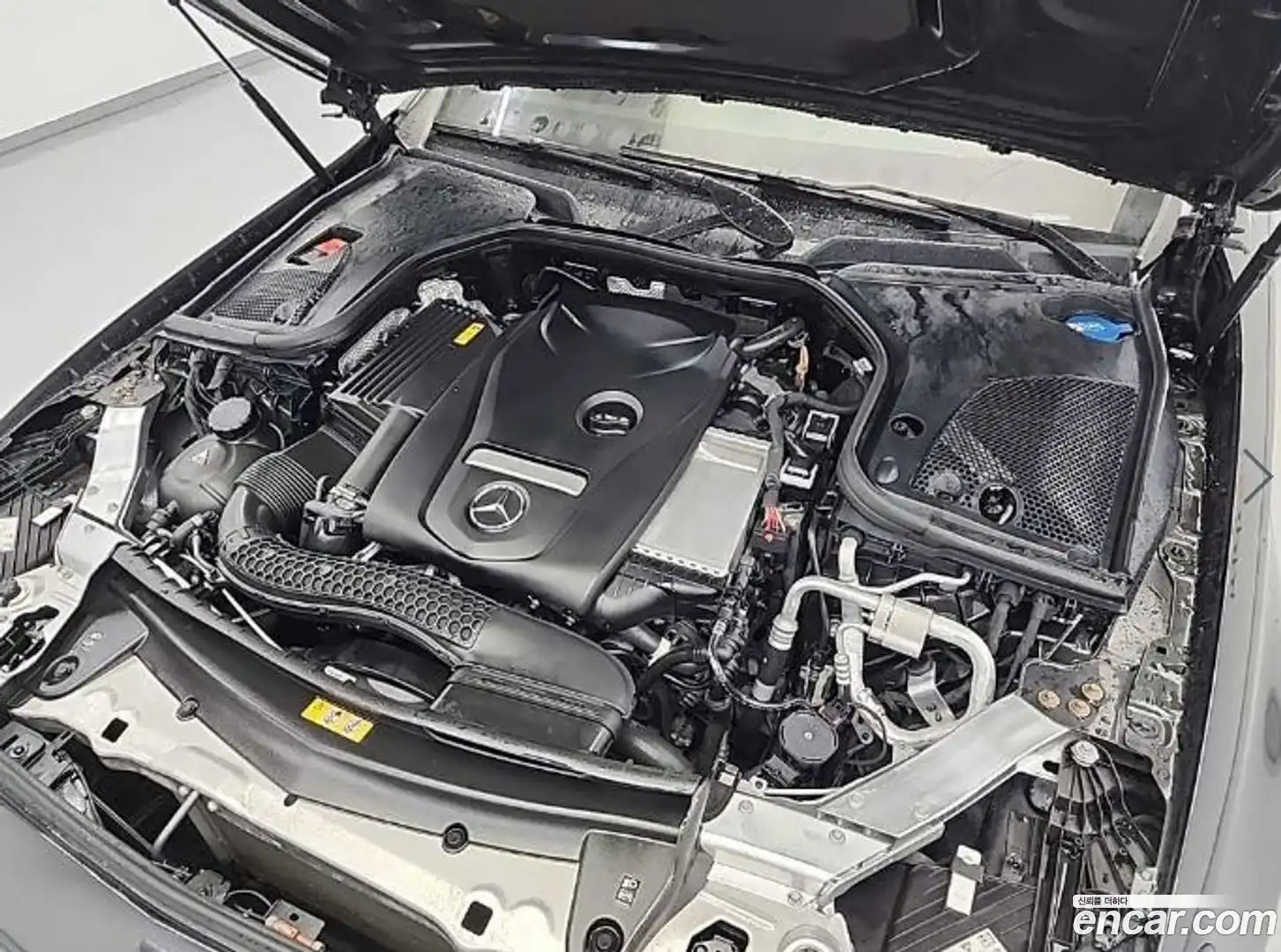 E-Class Mercedes-Benz 2023.6-OUTER-005