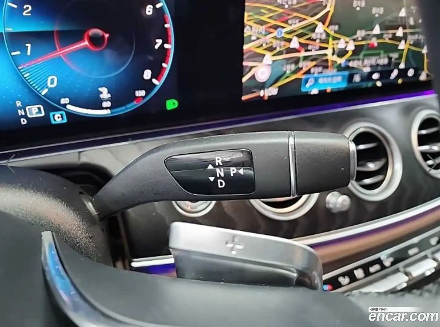 E-Class Mercedes-Benz 2023.6-INNER-008