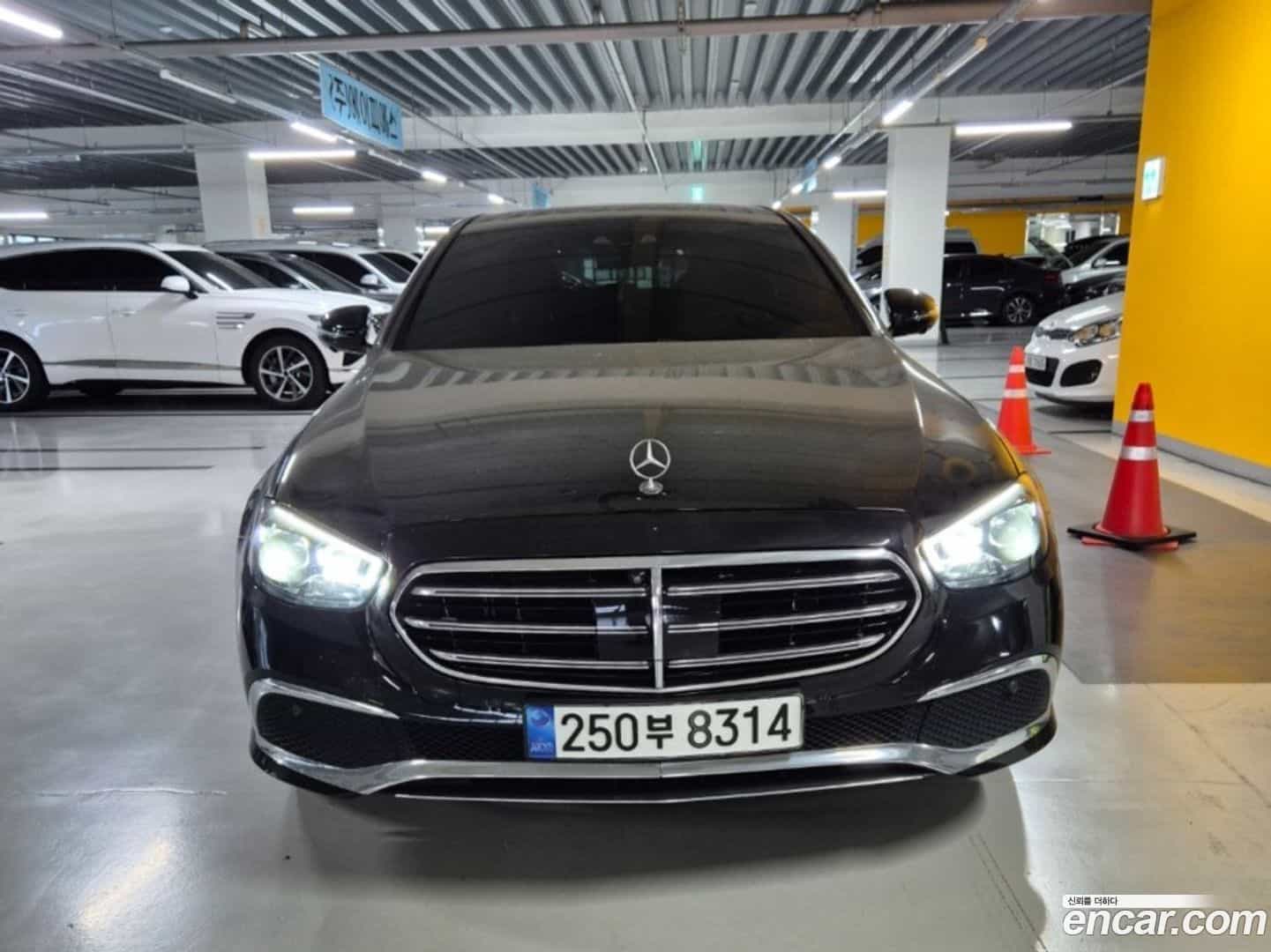 E-Class Mercedes-Benz 2023.6-OUTER-003