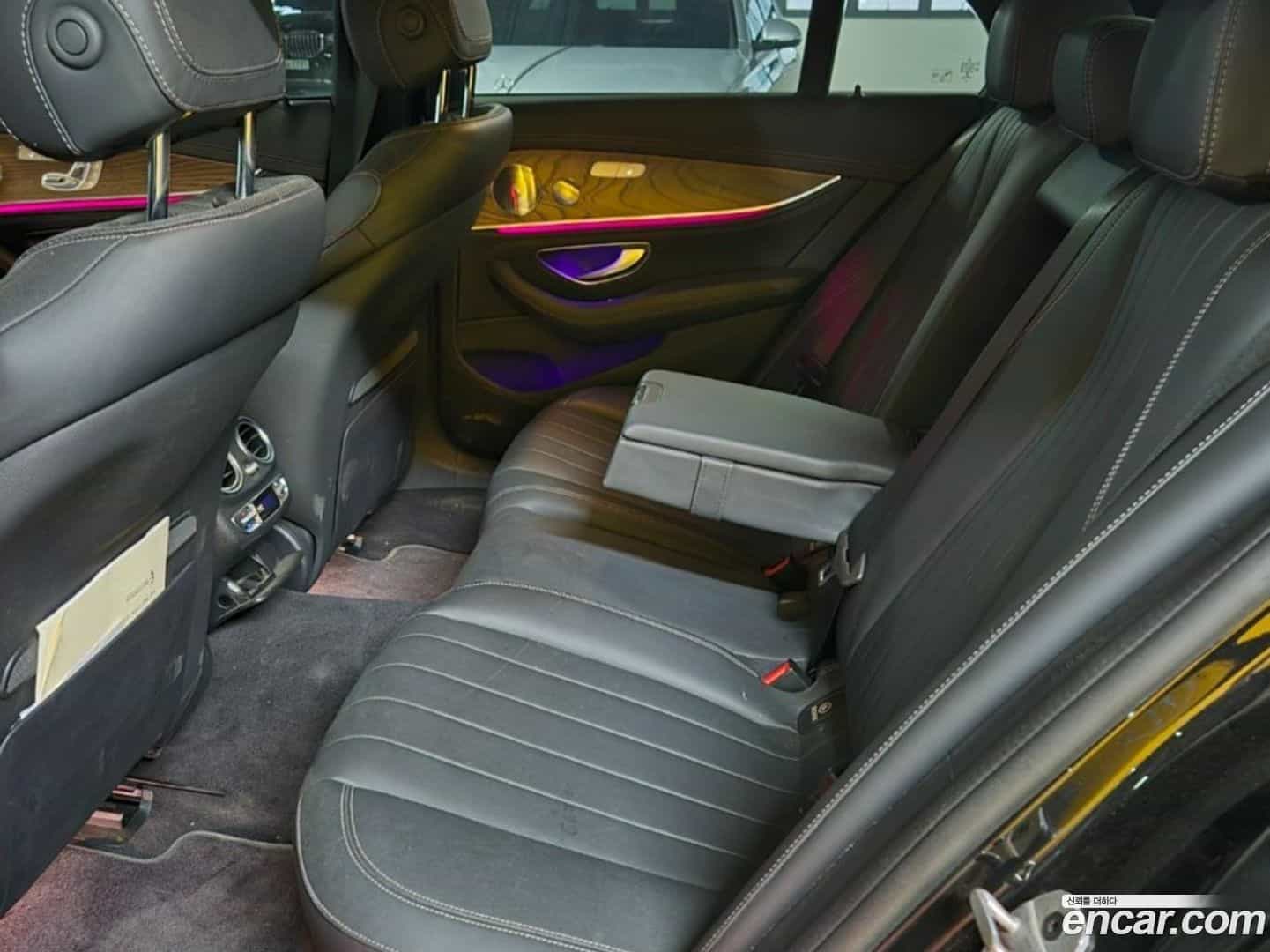 E-Class Mercedes-Benz 2023.6-INNER-008