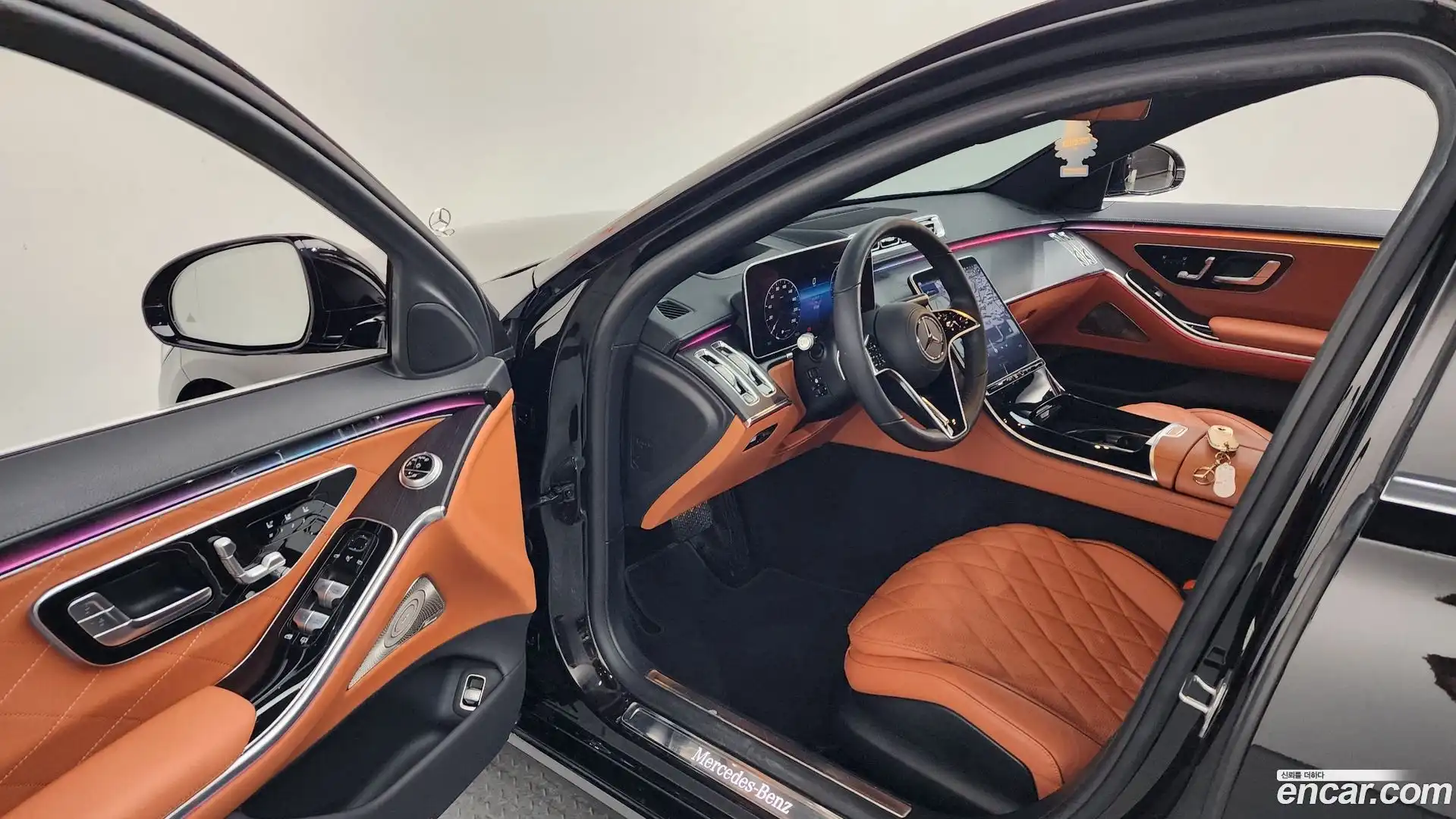 S-Class Mercedes-Benz 2023.1-INNER-010