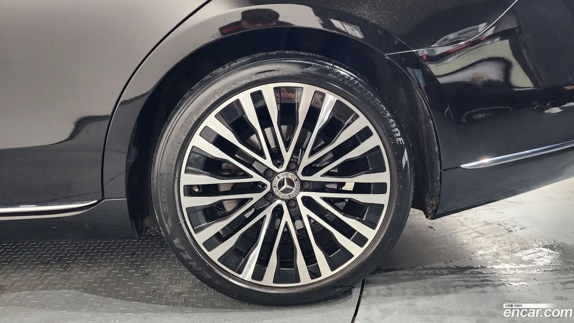 S-Class Mercedes-Benz 2023.1-OUTER-031