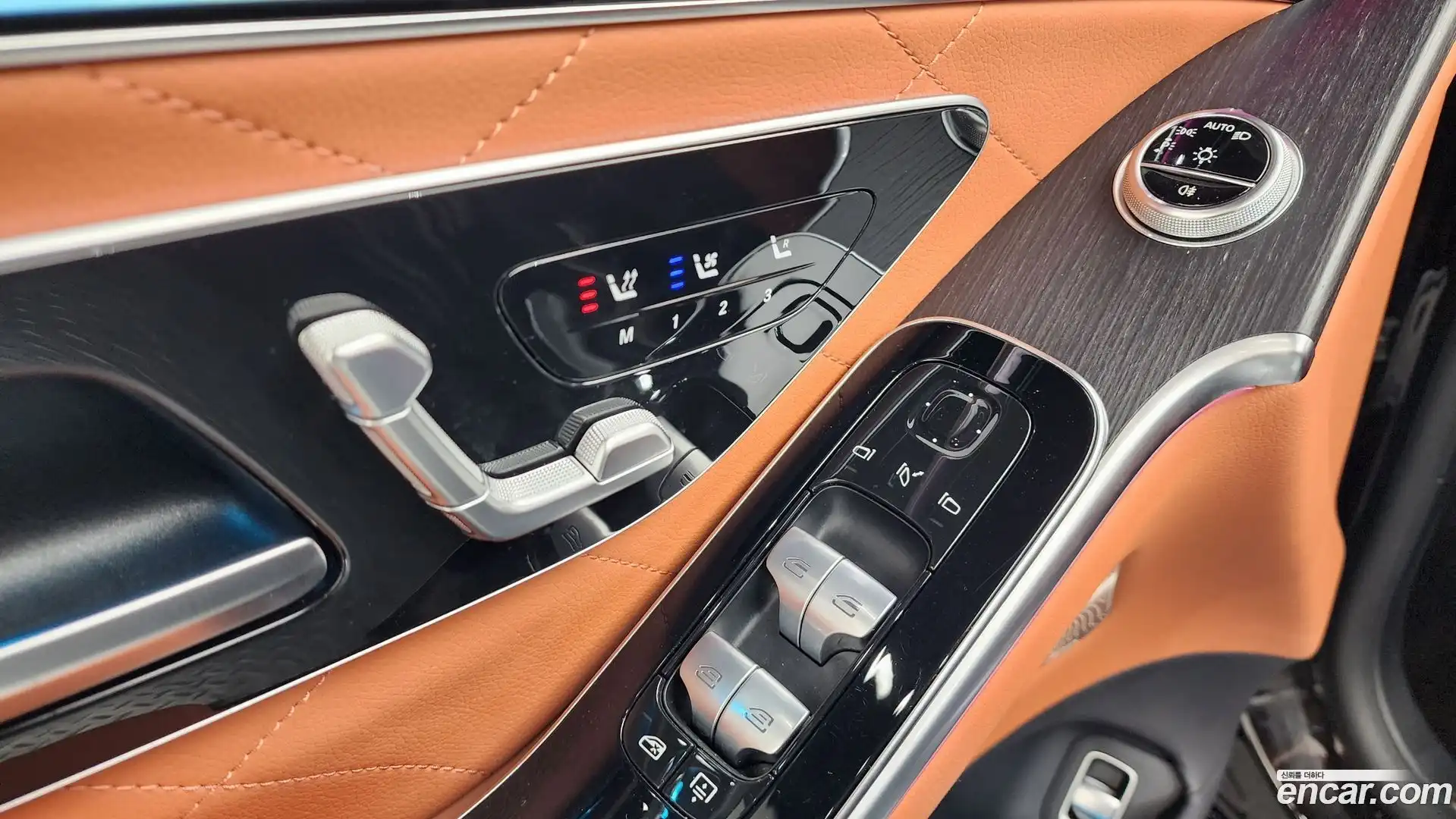 S-Class Mercedes-Benz 2023.1-OPTION-049