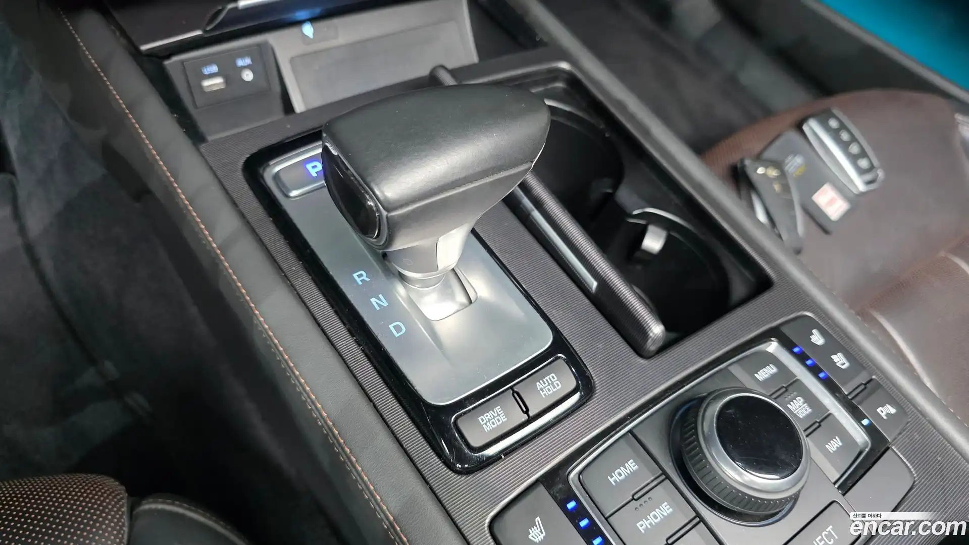 G80 Genesis 2018.3-INNER-009