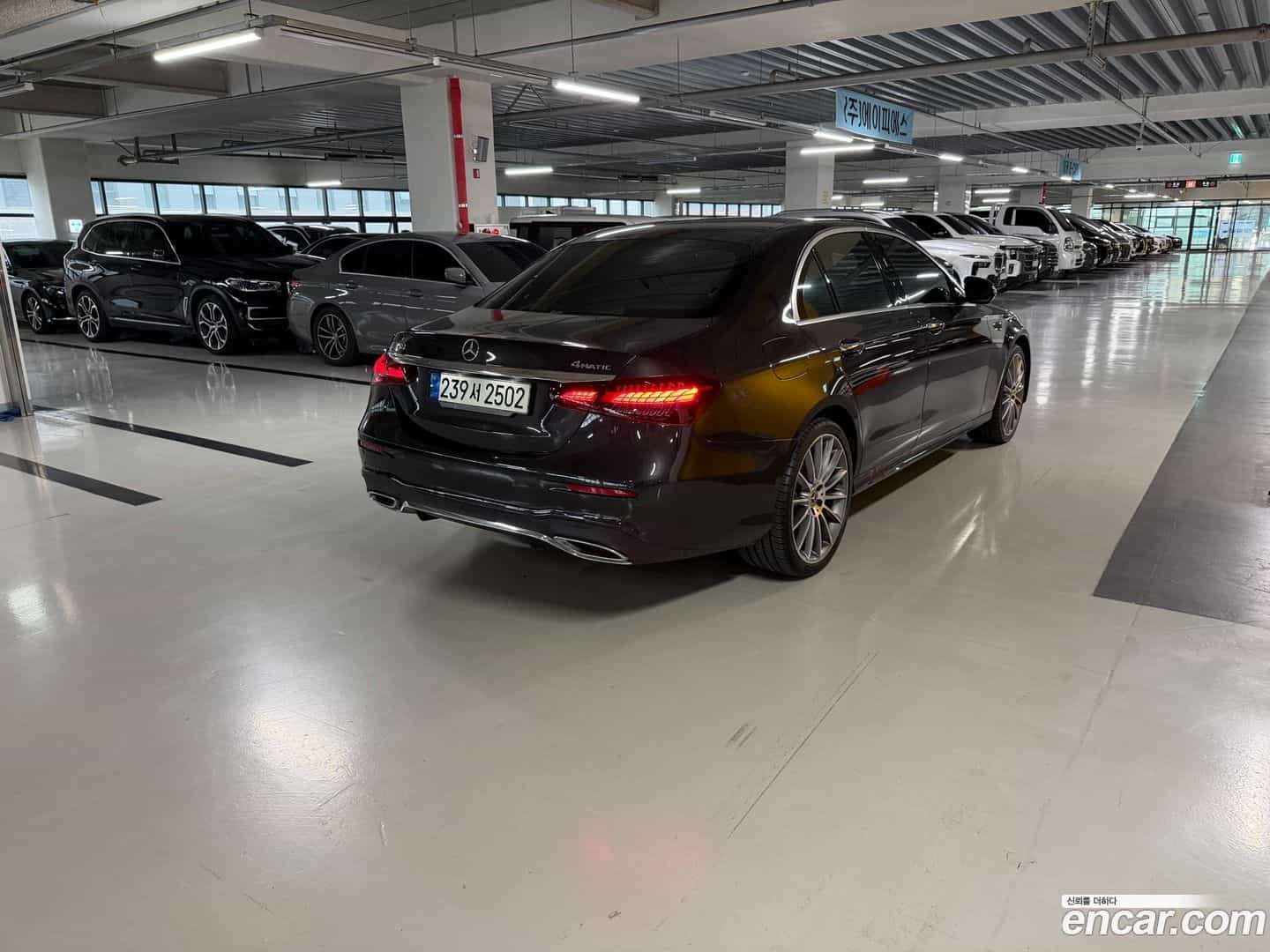 E-Class Mercedes-Benz 2021.11-OUTER-002