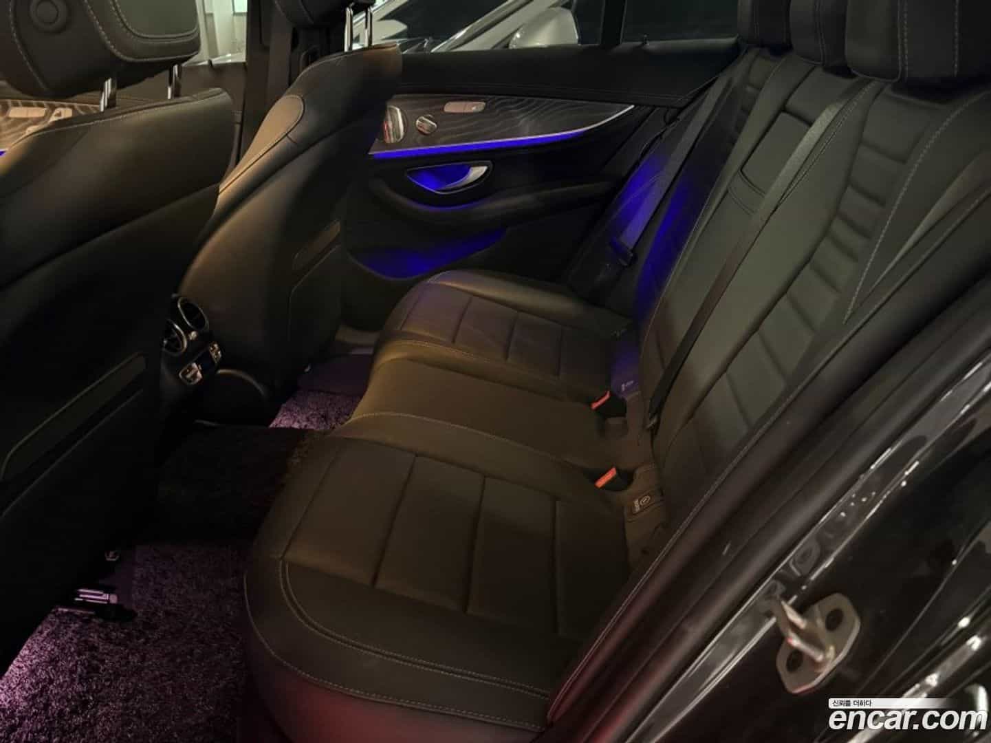 E-Class Mercedes-Benz 2021.11-INNER-008