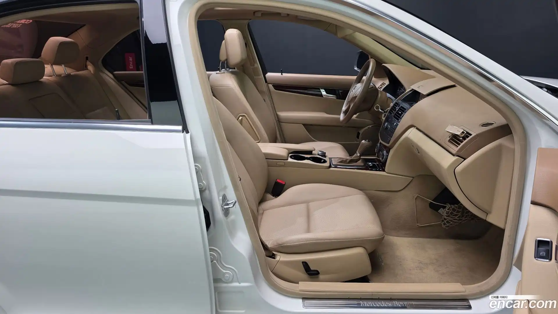 C-Class Mercedes-Benz 2008.11-OPTION-015