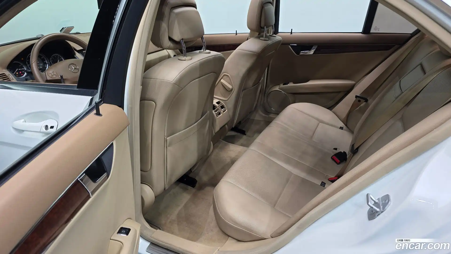 C-Class Mercedes-Benz 2008.11-OPTION-016