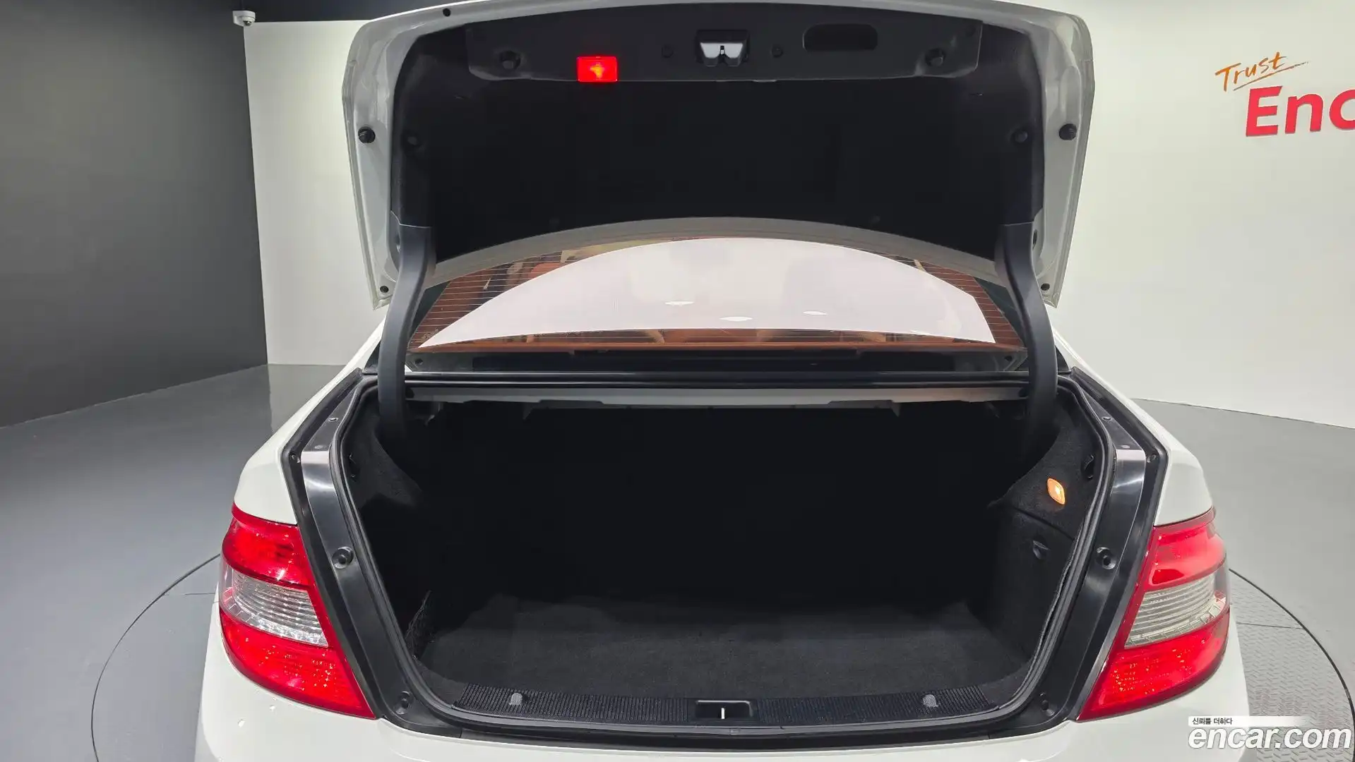 C-Class Mercedes-Benz 2008.11-OPTION-024