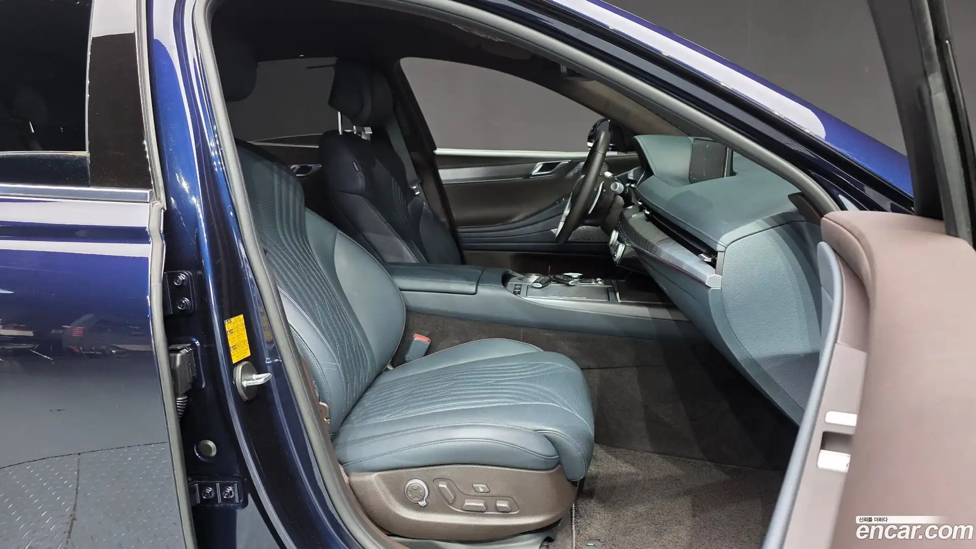 G80 Genesis 2023.4-INNER-036