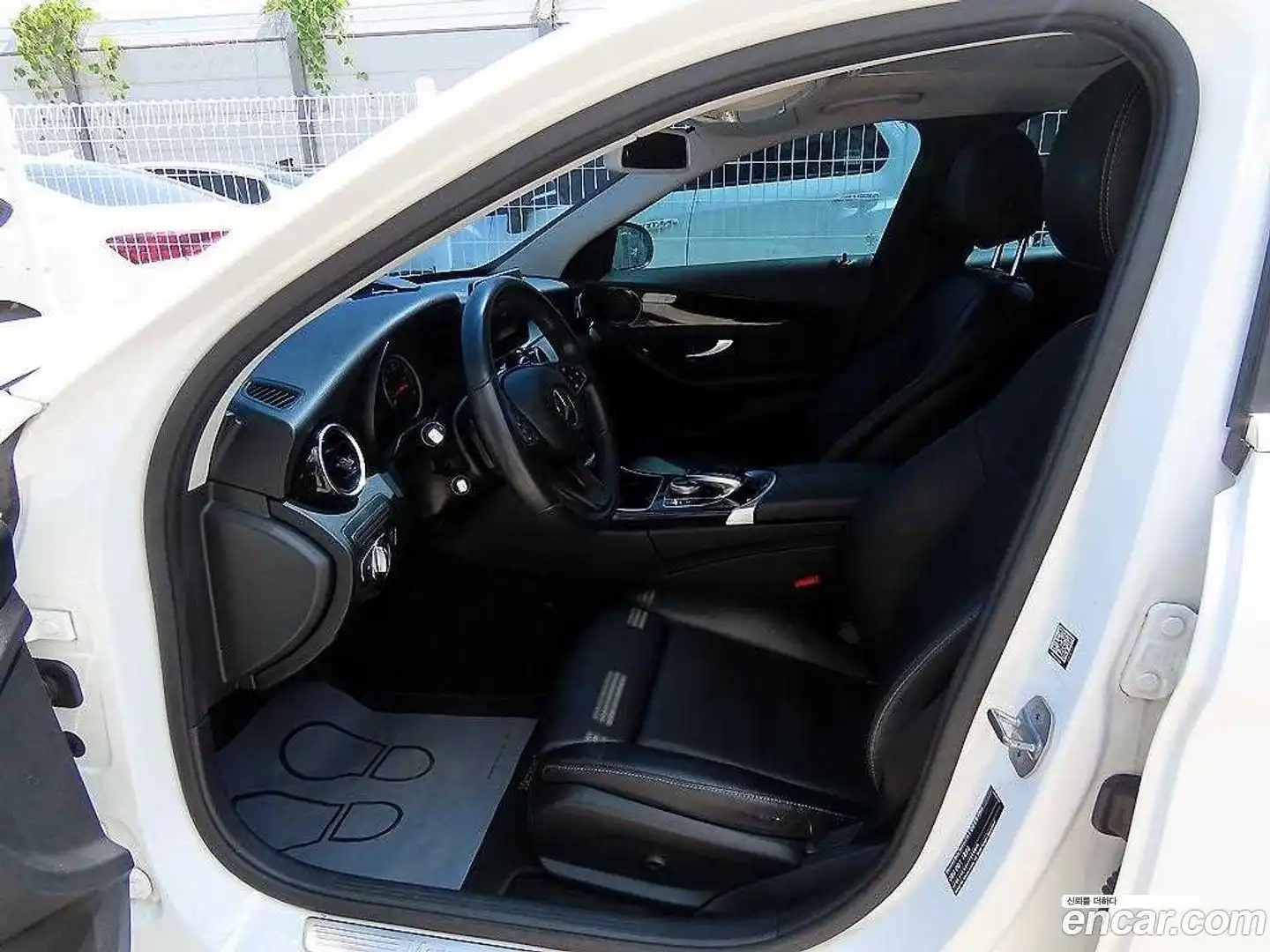 C-Class Mercedes-Benz 2017.4-OUTER-005