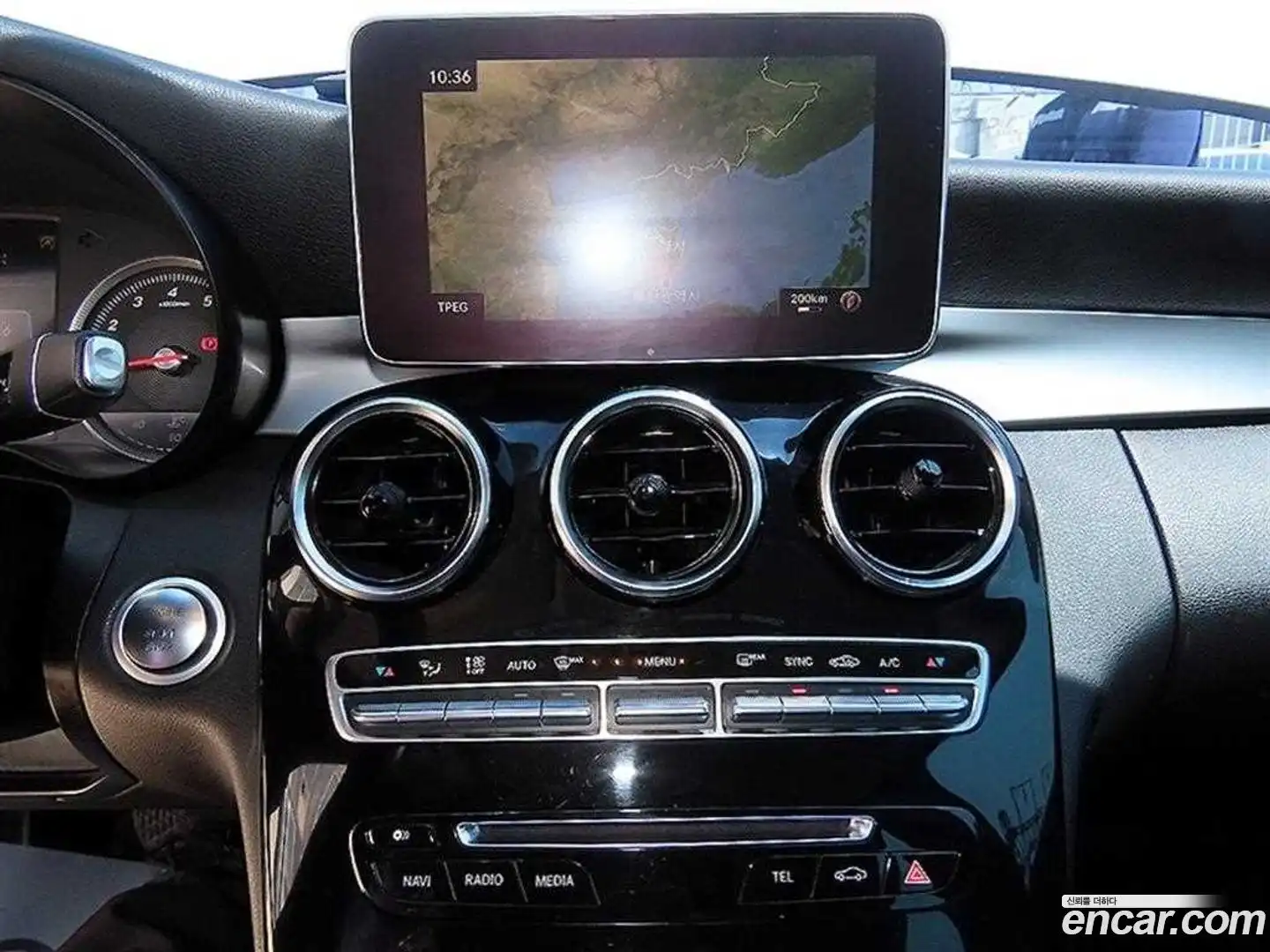 C-Class Mercedes-Benz 2017.4-OPTION-017