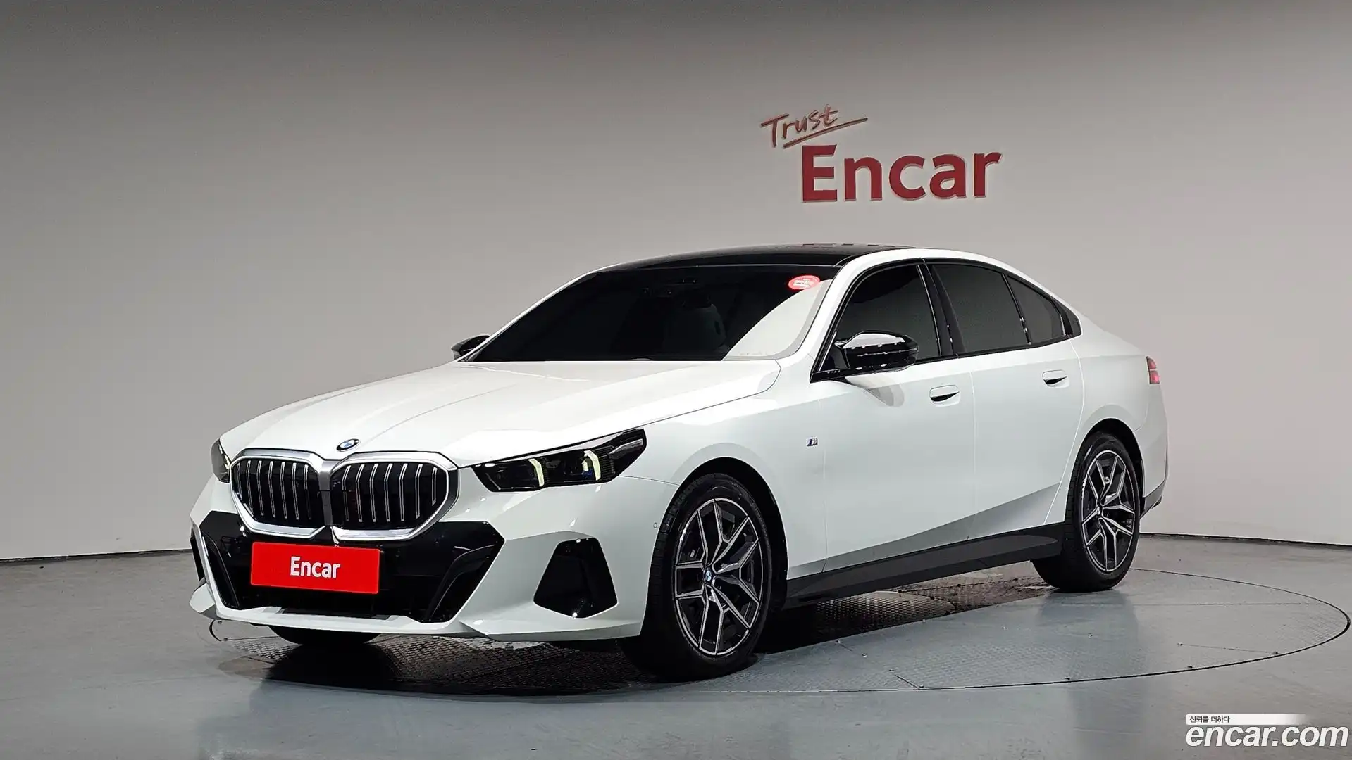 5-Series BMW 2025.11-OUTER-001