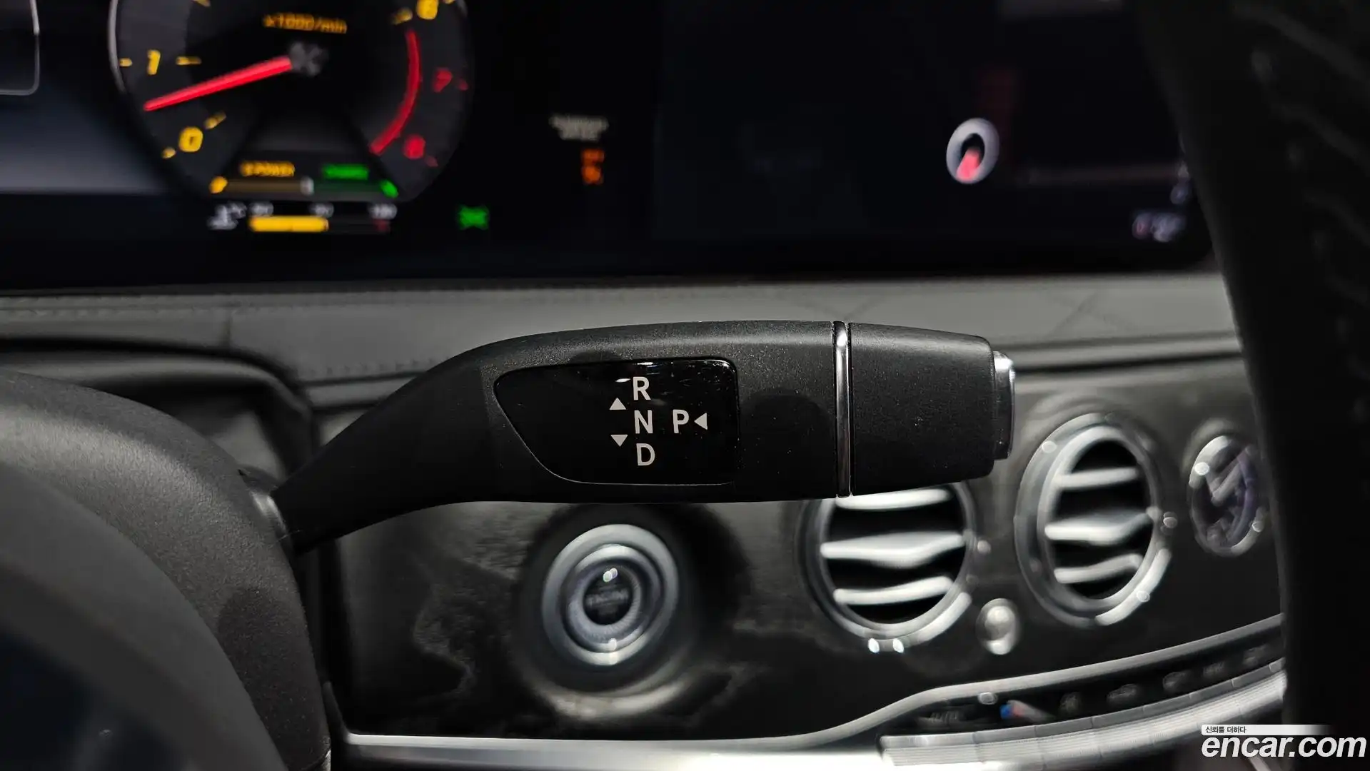 S-Class Mercedes-Benz 2018.11-INNER-009