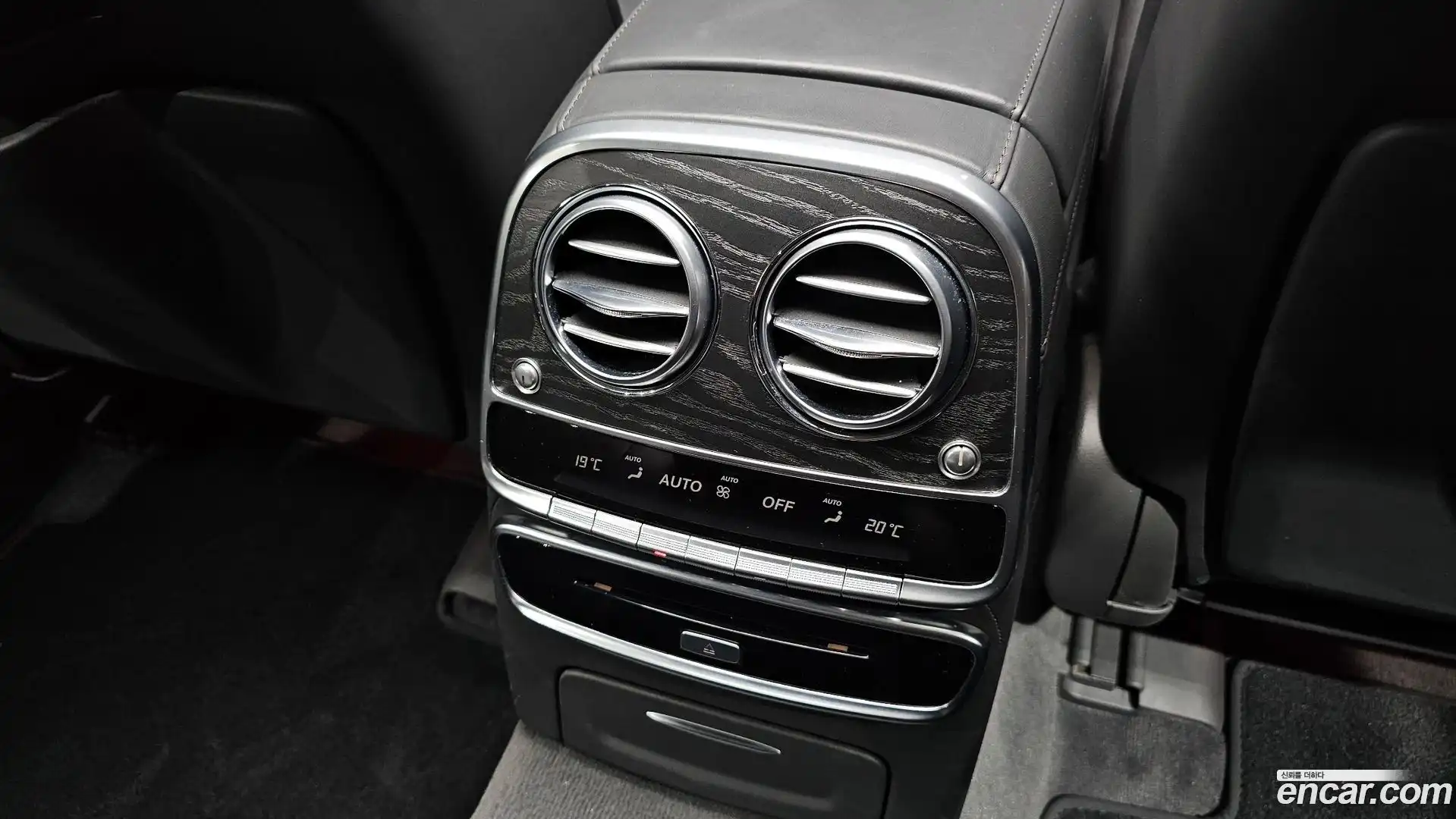 S-Class Mercedes-Benz 2018.11-OPTION-045