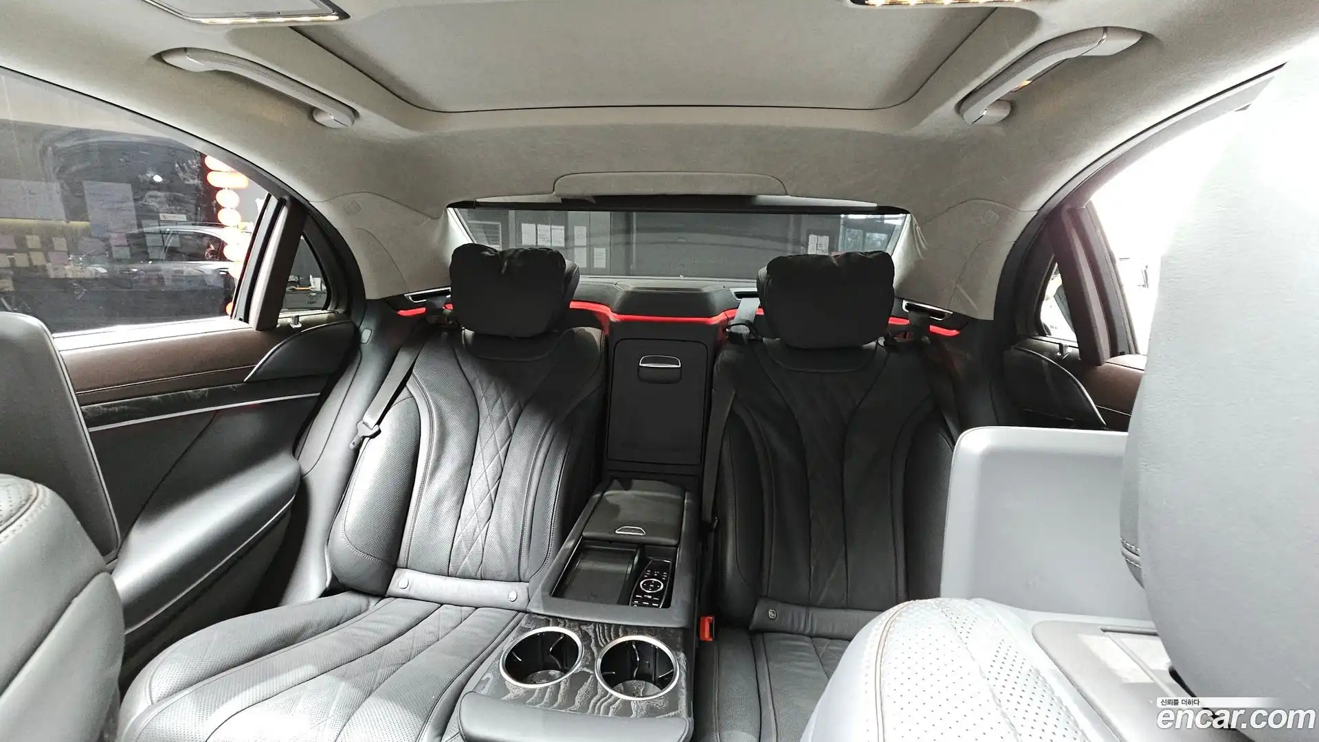 S-Class Mercedes-Benz 2018.11-OPTION-054