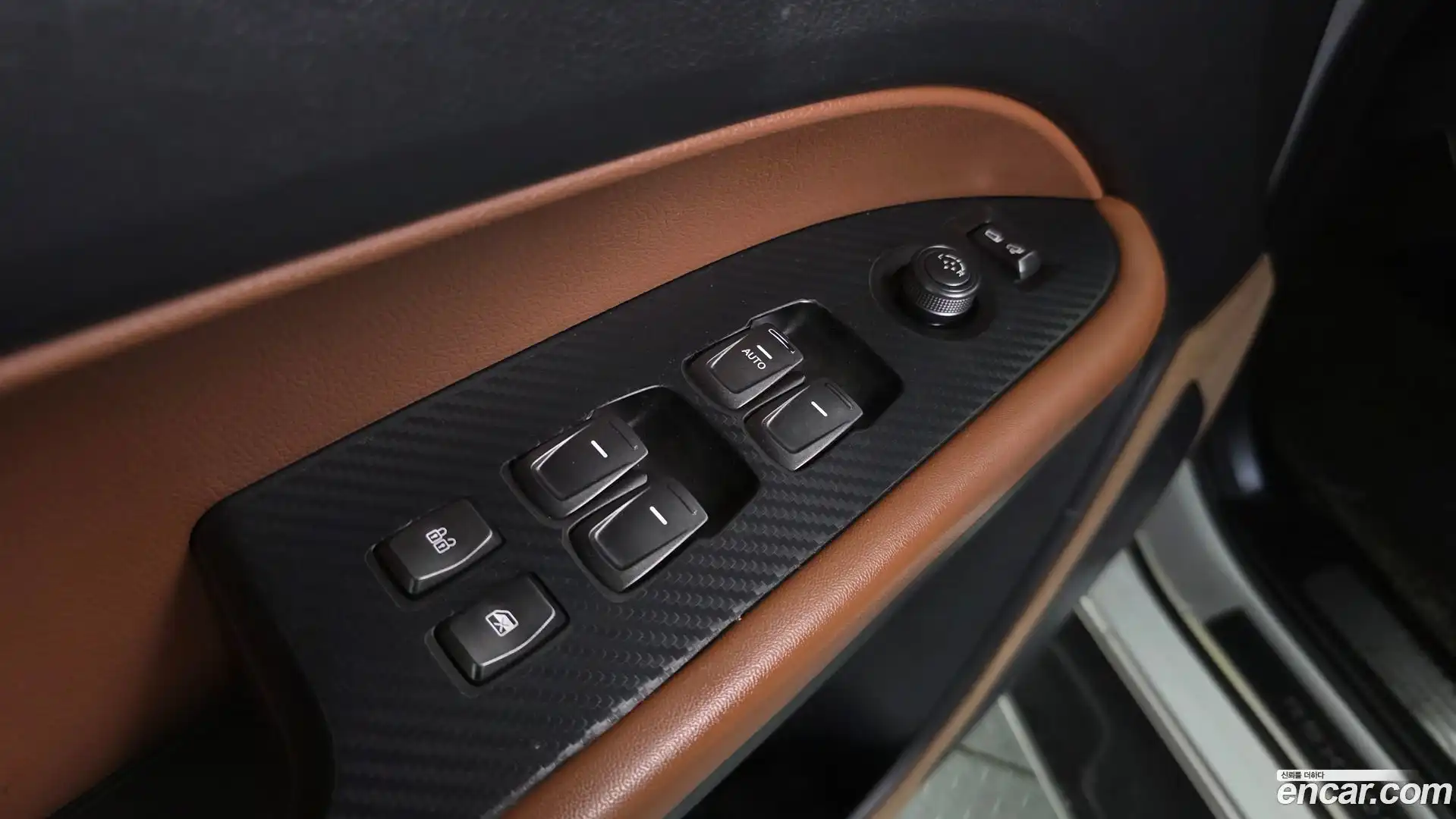 Rexton KG Mobility 2019.3-OPTION-041