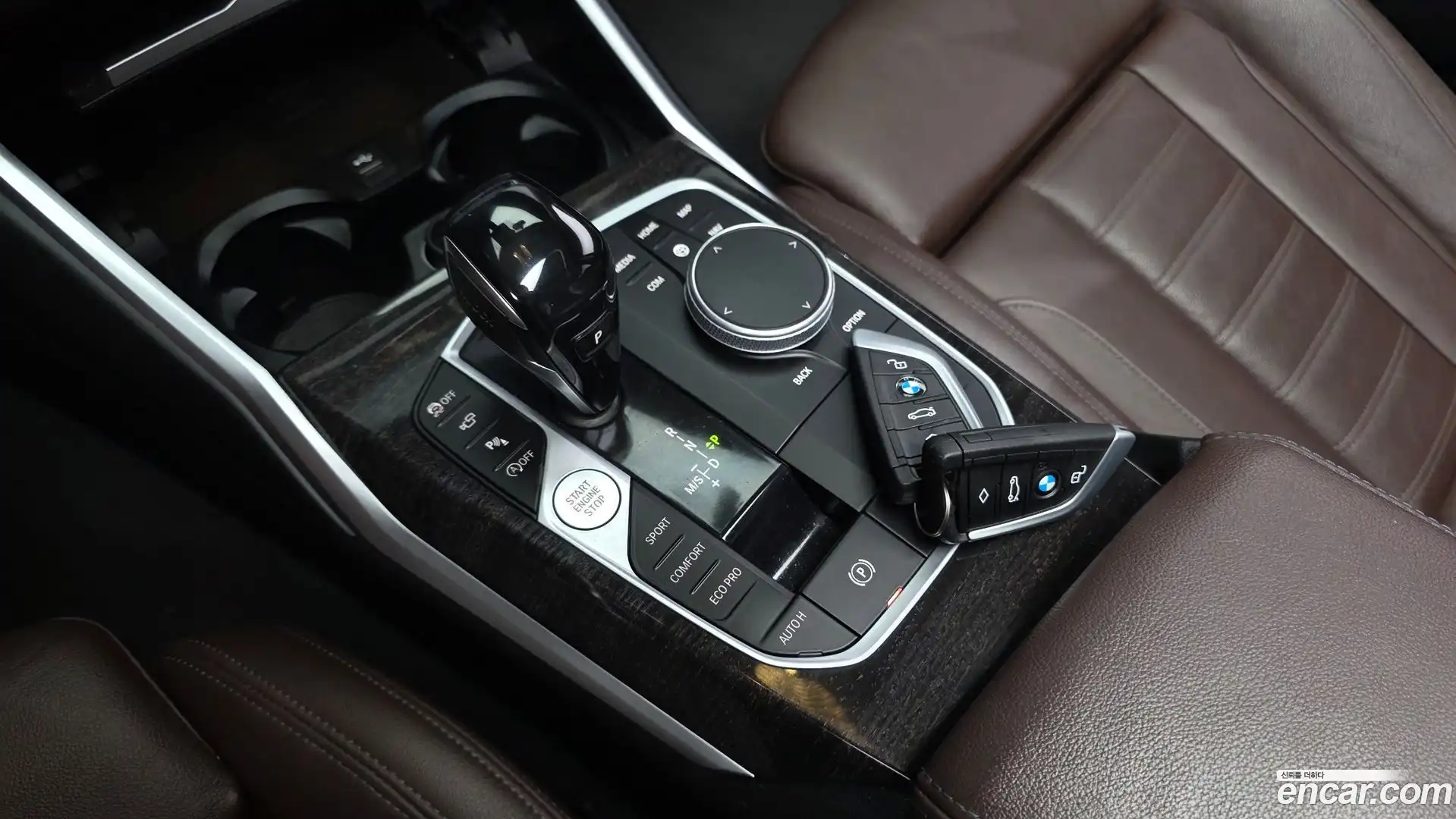 3-Series BMW 2021.5-INNER-009