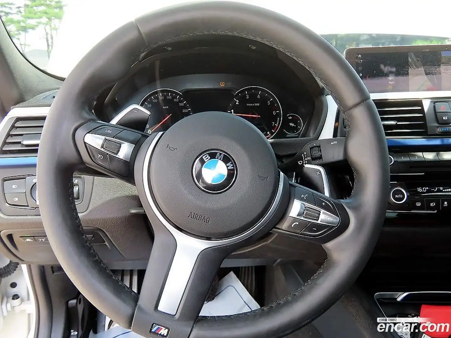 3-Series BMW 2018.5-INNER-008