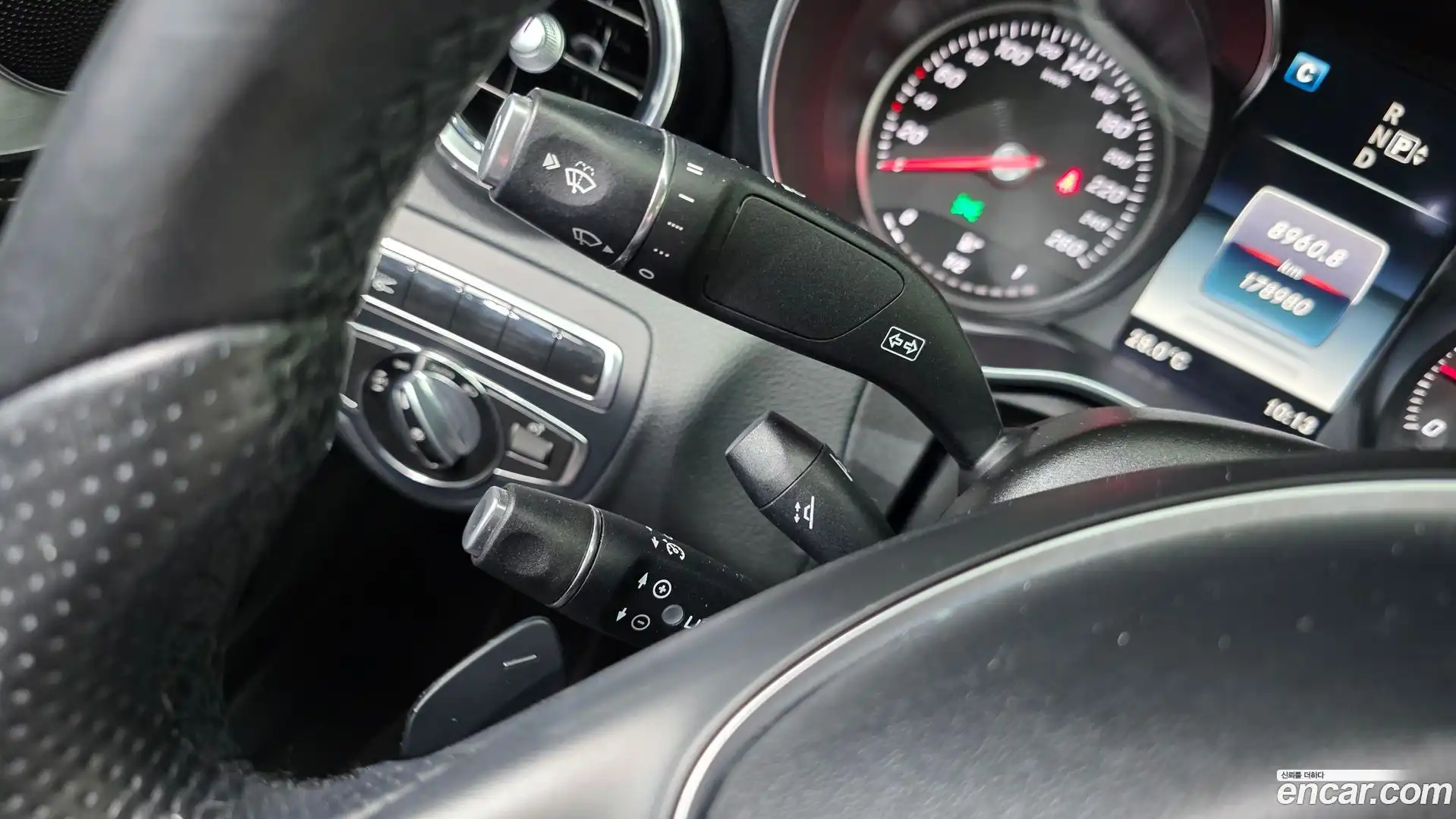C-Class Mercedes-Benz 2015.0-OPTION-021