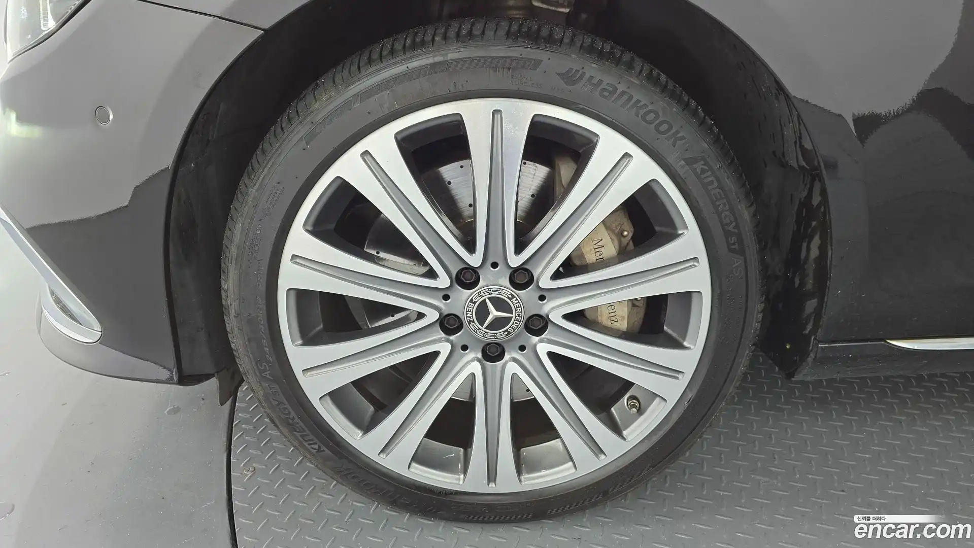 E-Class Mercedes-Benz 2021.2-OUTER-005